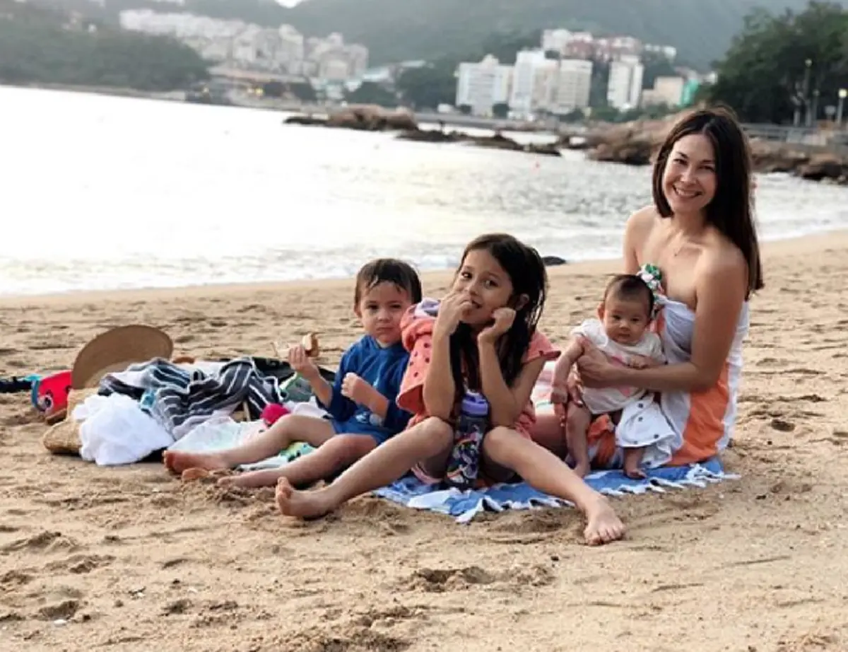 ฟังกันชัดๆ เมื่อสามีของ "พอลล่า" โชว์พูดภาษาไทยจัดเต็ม ไม่มีเขินกล้อง แถมตอนจบยิ่งน่ารักมาก