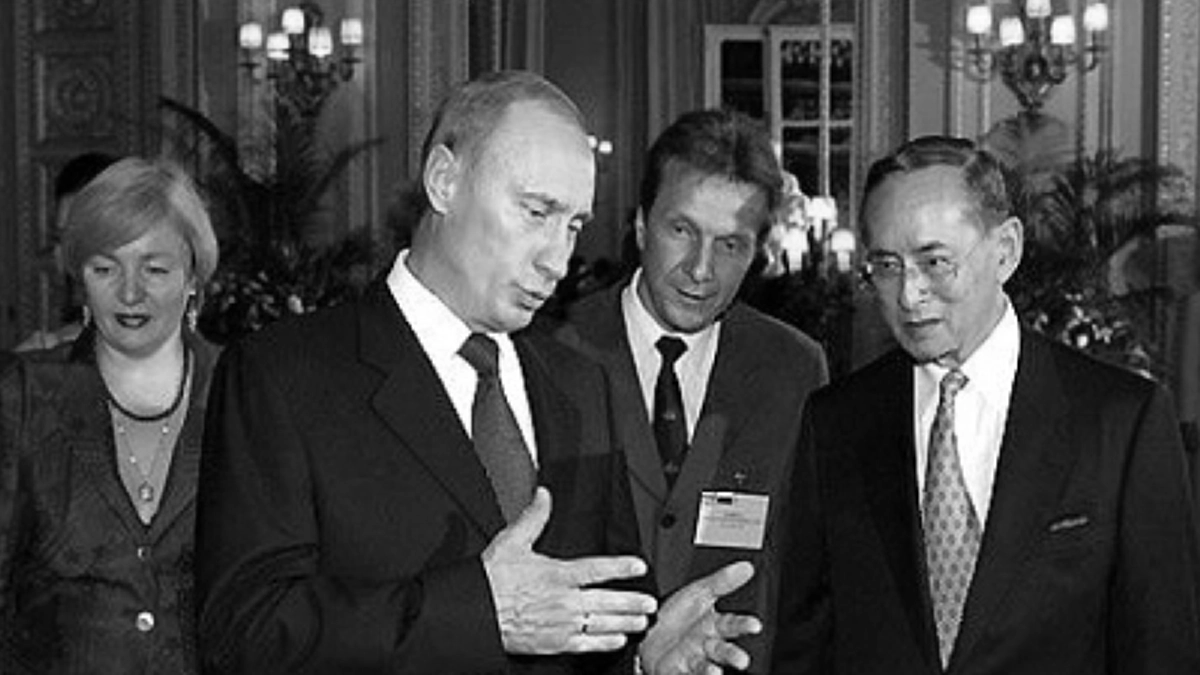 ไพศาลชี้! “ตลาดใหม่-รัสเซีย” “ปูติน”ก็เคารพและศรัทธา ร. ๙ เพราะพ่อหลวงเคยแนะนำช่วยเหลือ โอกาสทองมาแล้วอย่าหลงตลาดเก่าที่จะถังแตก