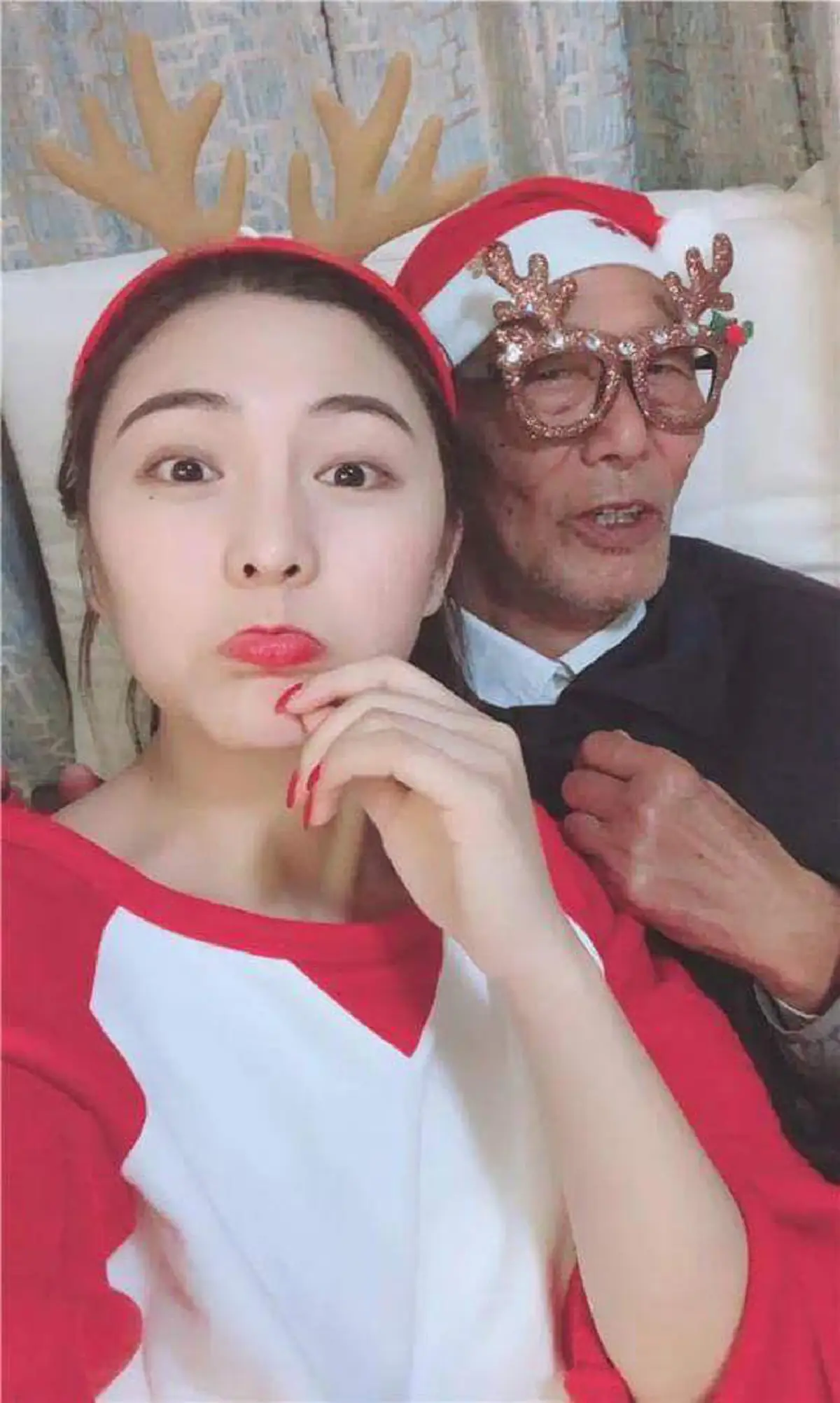 แชร์สนั่น!! หลานสาวเป็นเจ้าสาวให้ปู่แท้ๆ วัย 87 พอรู้เหตุผลแล้วซึ้งไปตามๆกัน