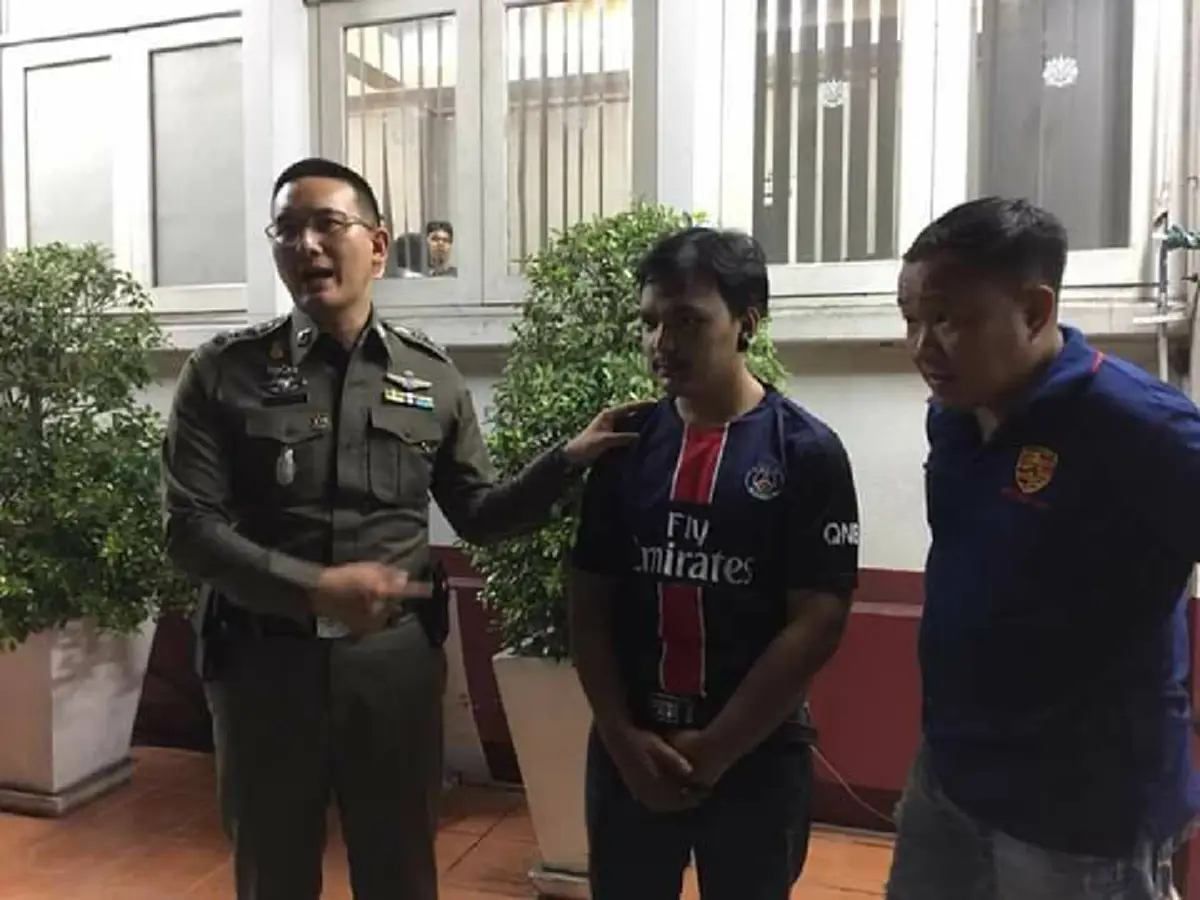 สำนึกผิด?!ฟังกันชัดๆ"ไอ้จ๊อด"กระทืบ"ตาซาเล้ง"ปางตาย!! เปิดใจสารภาพมอบตัวสน.ห้วยขวาง...ฟังเหตุผลเเถสุดๆ?!วีรกรรมโชกโชน ด้านมืดทั้งนั้น!(คลิป)