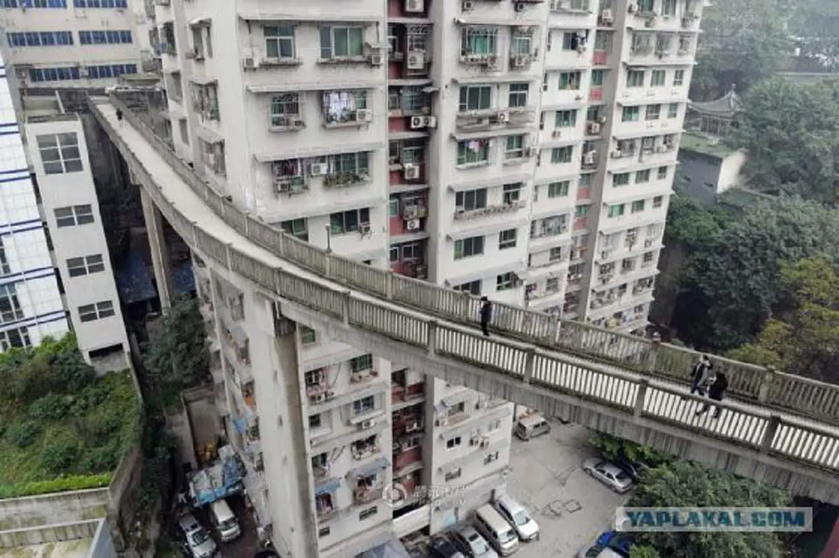 อเมซิ่งมาก!! เมืองฉงชิ่งประเทศจีน ฉายาแห่ง “เมืองแปดมิติ” รวมเรื่องราวที่น่าทึ่งและเหนือจินตนาการ!! (ชมคลิป)