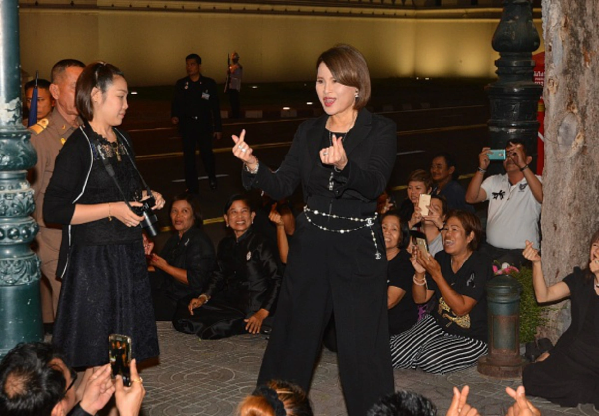 พระอารมณ์ขัน ของ"ทูลกระหม่อมหญิงอุบลรัตนฯ" ทรงไม่ถือพระองค์ รับสั่งให้กล่าว"ทรงพระสเลนเดอร์" แทน"ทรงพระเจริญ"!!