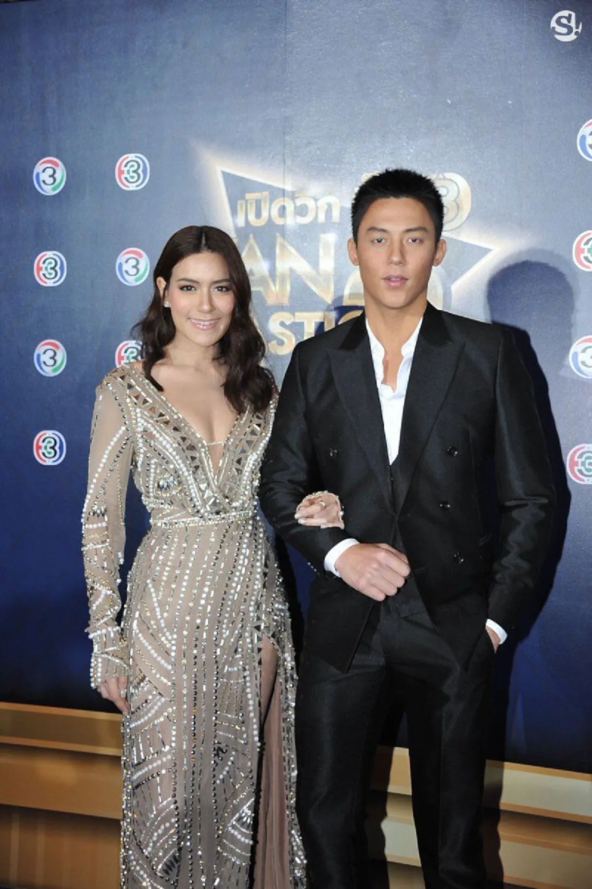 #ฮือฮาทั้งโซเชียล!! เผยภาพพระเอกดัง "หมาก ปริญ" ออกงานล่าสุด ไม่น่าเชื่อ จะเปลี่ยนไปมากขนาดนี้ ขยี้ตาแทบพัง !! (ชมภาพ)