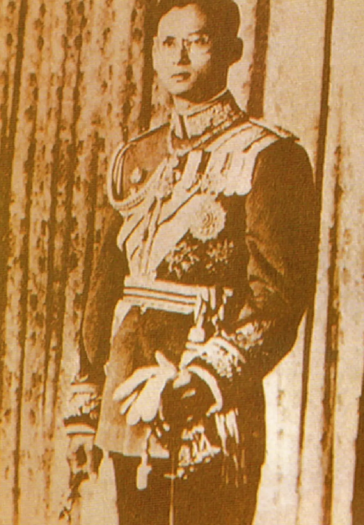 ใต้ร่มฉัตรจอมทัพไทย!! ๑๑๔ ปี "พระคฑาจอมพลองค์แรกแห่งสยาม" ในสมัย ร.๕ สู่ "พระคฑาจอมทัพภูมิพล" สมพระเกียรติ "พระมหากษัตริย์ไทย" #วันนี้ในอดีต