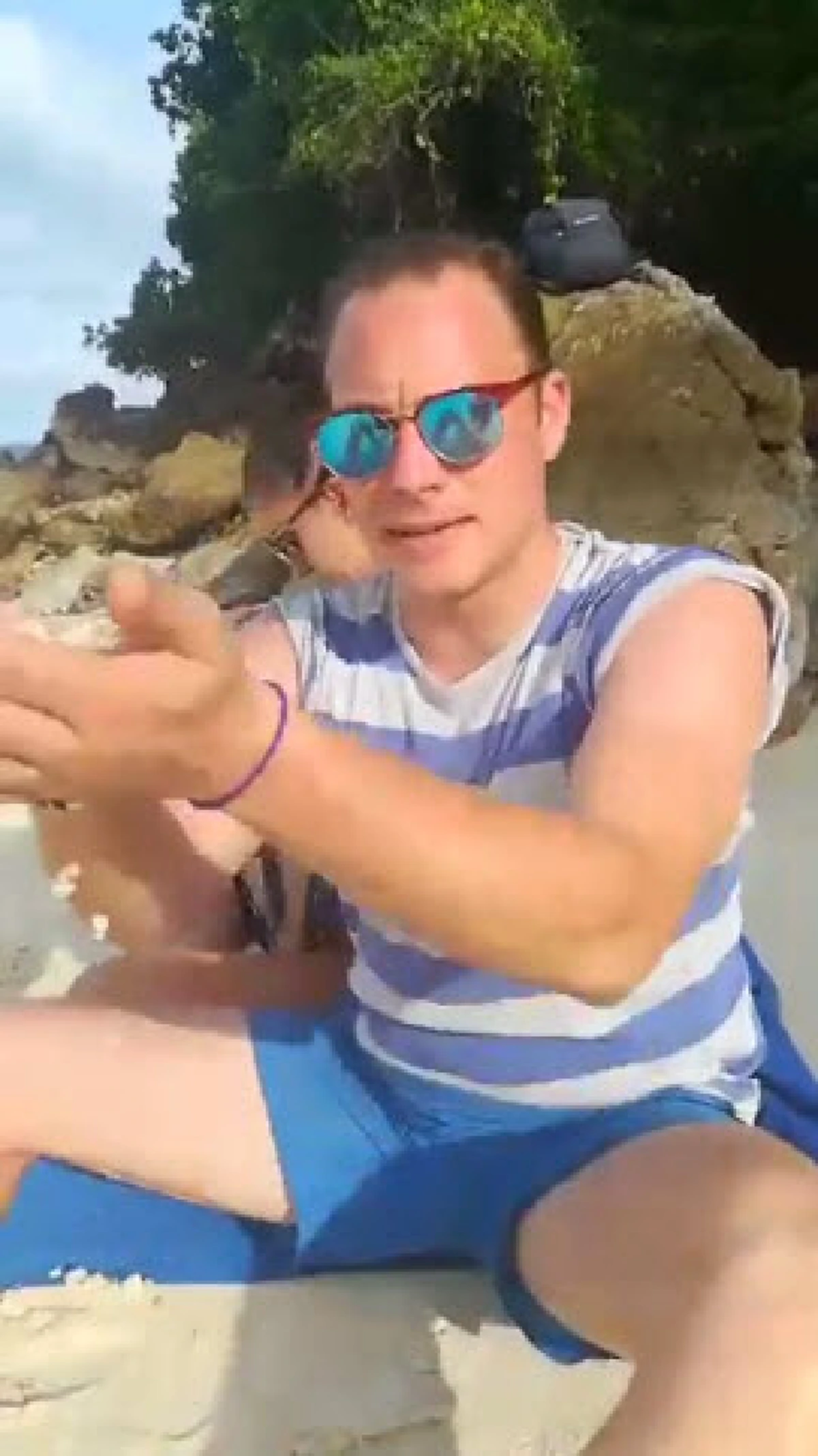 "พวกคุณมีสวรรค์อยู่ในมือ ทำไมไม่ดูแลให้ดี"จากใจนทท.เตือนแรงอีก 10 ปีข้างหน้าไทยอาจเดือดร้อนหากบ้านเมืองยังสกปรกคิดให้ดีนี่ไม่ใช่คำขู่ (คลิป)