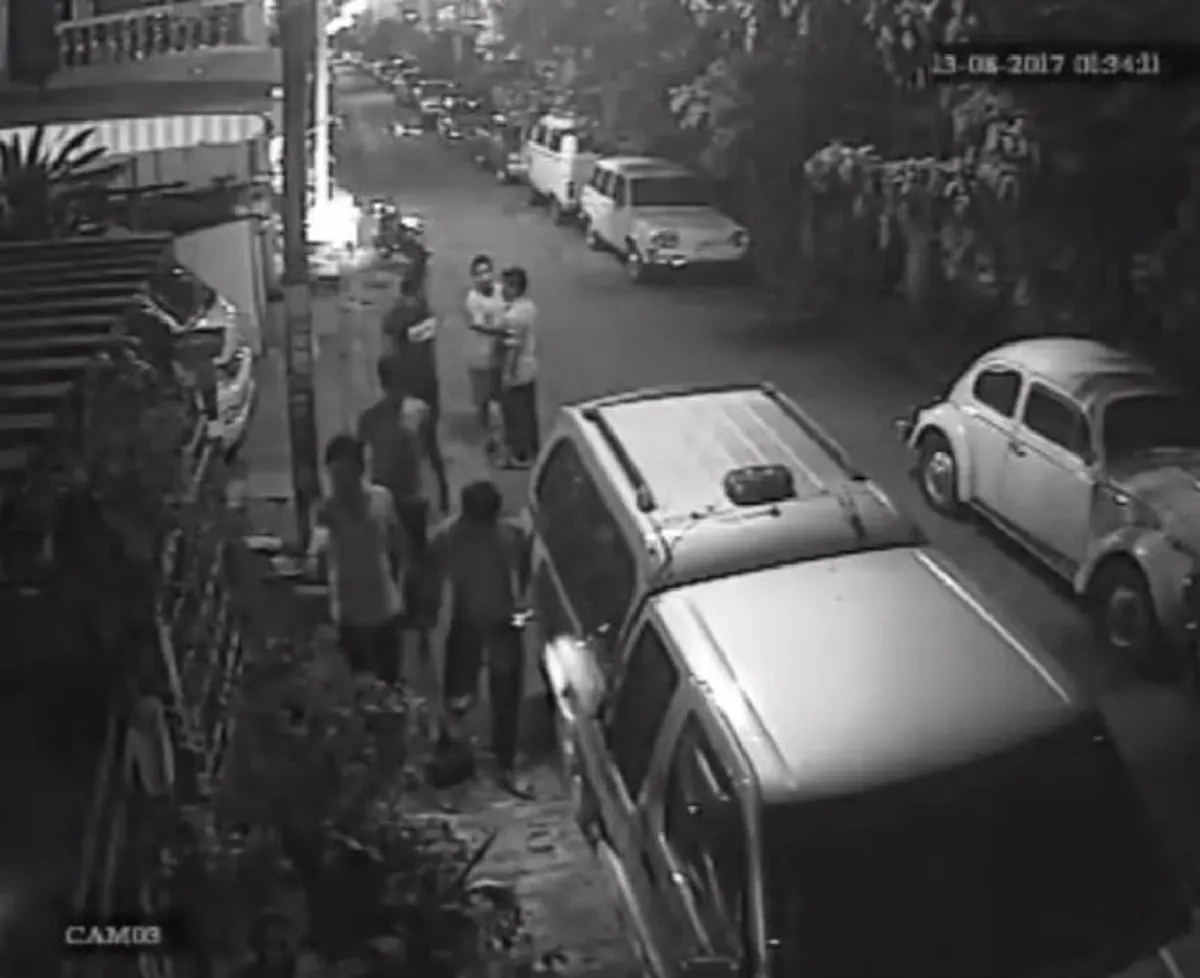 กล้าตัวต่อตัวเปล่า !!! "โจ๋เจ้าถิ่น"โชว์กร่างตบรถท้าต่อย"ตามทำร้ายถึงบ้าน" แจ้งความไปคดีไม่คืบแบบนี้จะพึ่งพาใครได้ (มีคลิป)