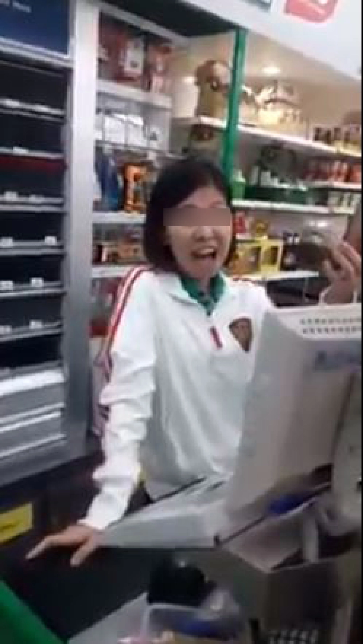 มาแล้วสดๆร้อนๆ !!! ฝั่ง"พนักงาน"งัดคลิปโต้กลับ แฉลูกค้าดราม่าซื้อน้ำตาล"เทสโก้โลตัส"จนถูกปลด...หรือคดีจะพลิก!? (คลิป)