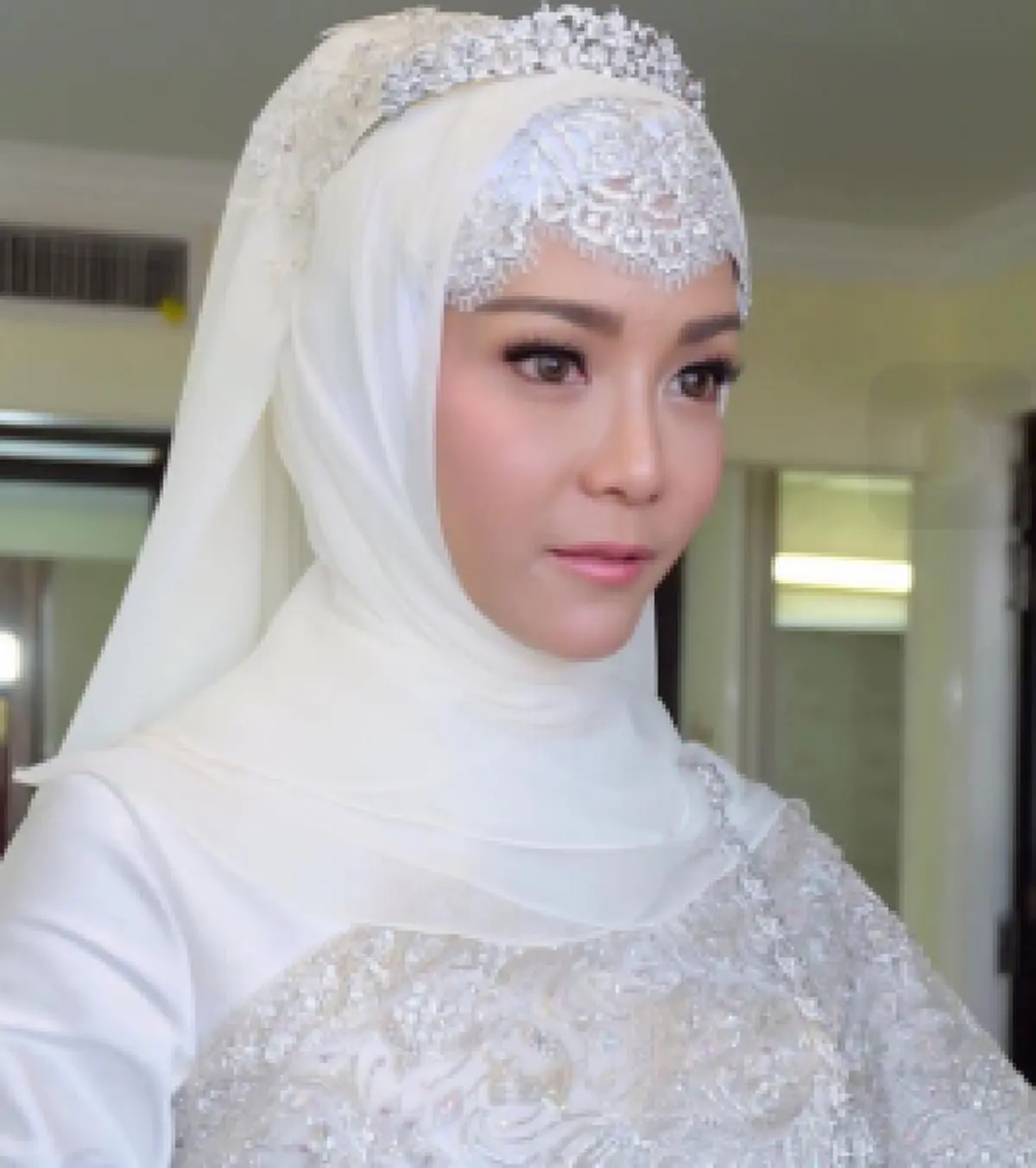 #ยิ่งกว่าละครหลังข่าว!! 5 ดาราสาว ที่เคยถูกสามี "ซ้อมยับ" เจ็บไปทั้งตัว บางคนถึงขนาดพังยับเยิน อันดับ1 ถือว่าพีคสุดๆ แทบไม่น่าเชื่อ !!