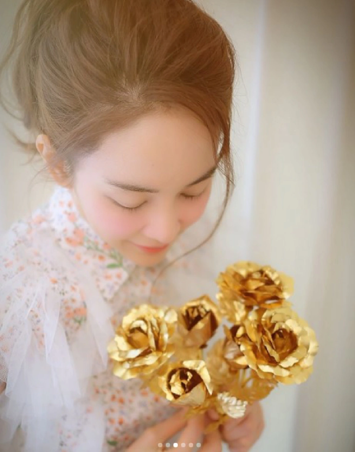 อือหือไม่ธรรมดา ! "เป้ย ปานวาด" เจอสามีเซอร์ไพรส์ของขวัญก่อนวาเลนไทน์ เปิดออกดูกรี๊ดบ้านเเตก น่าอิจฉาเว่อร์!!!