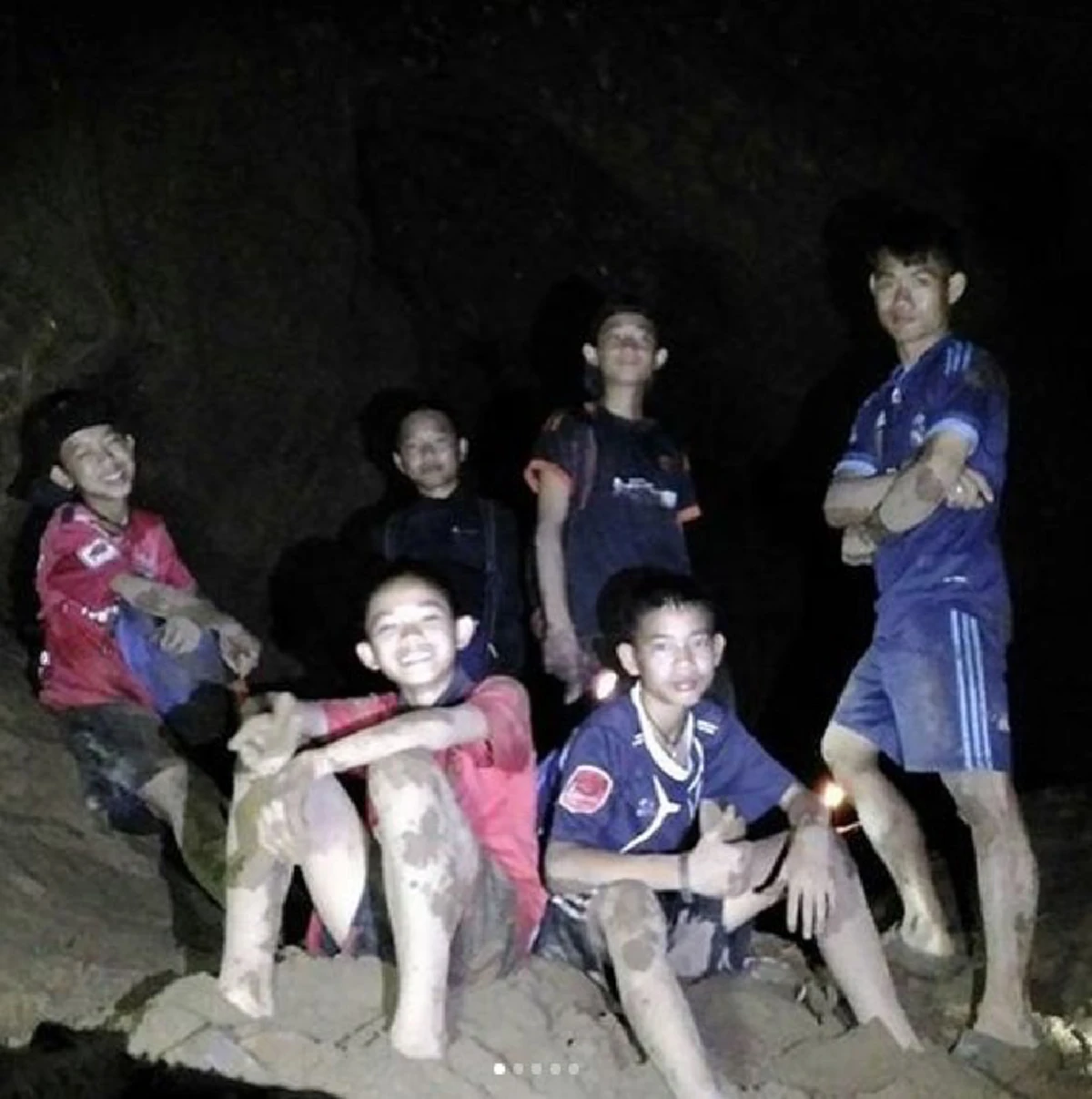 ***นับถือน้ำใจ ! "เล็ก ฝันเด่น" ลงพื้นที่ร่วมตามหา 13 ชีวิต เชื่อทุกคนยังปลอดภัย !?