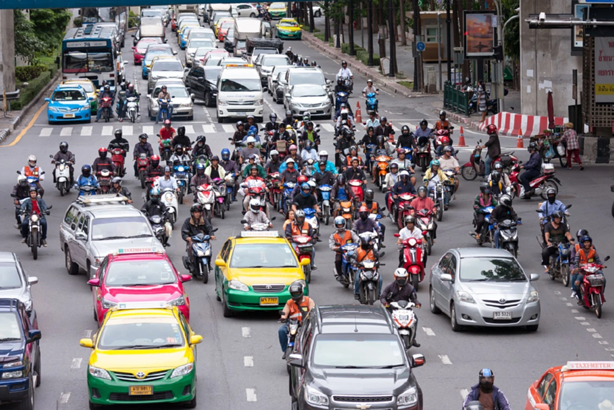 ด่วนๆ "บิ๊กตู่" พูดแล้วไม่เห็นด้วยแก้กม.เพิ่มโทษไม่พกใบขับขี่ "ทนายวรกร" ลุยยื่นสนช.ค้านเปิดช่องตร.ทุจริต