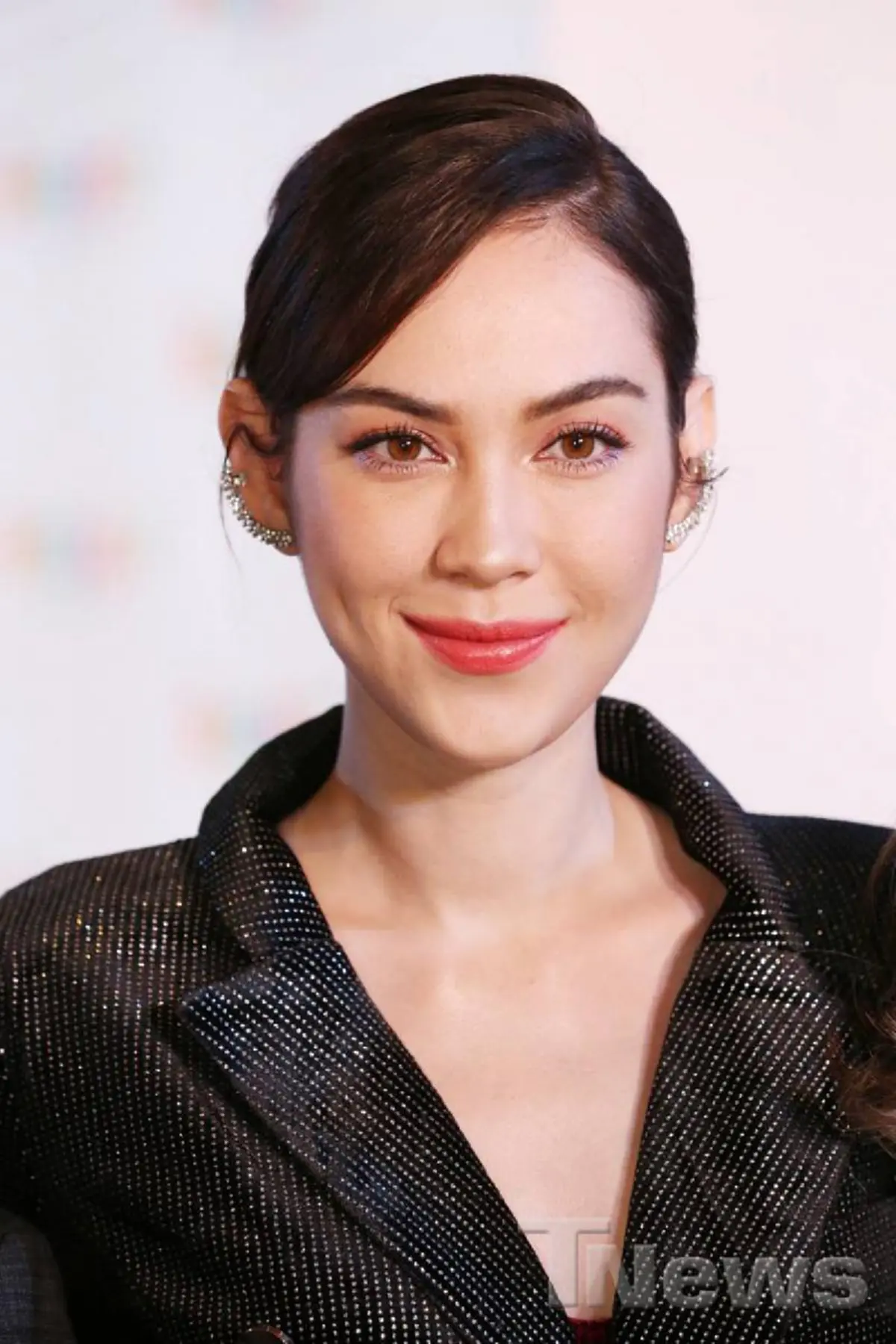 เรื่องบังเอิญที่น่าเศร้า ชาวเน็ตแชร์ภาพ 3 คู่รักร่วมเฟรมงานแต่ง"แอฟ-สงกรานต์"พบสุดท้ายเลิกราเหมือนกัน