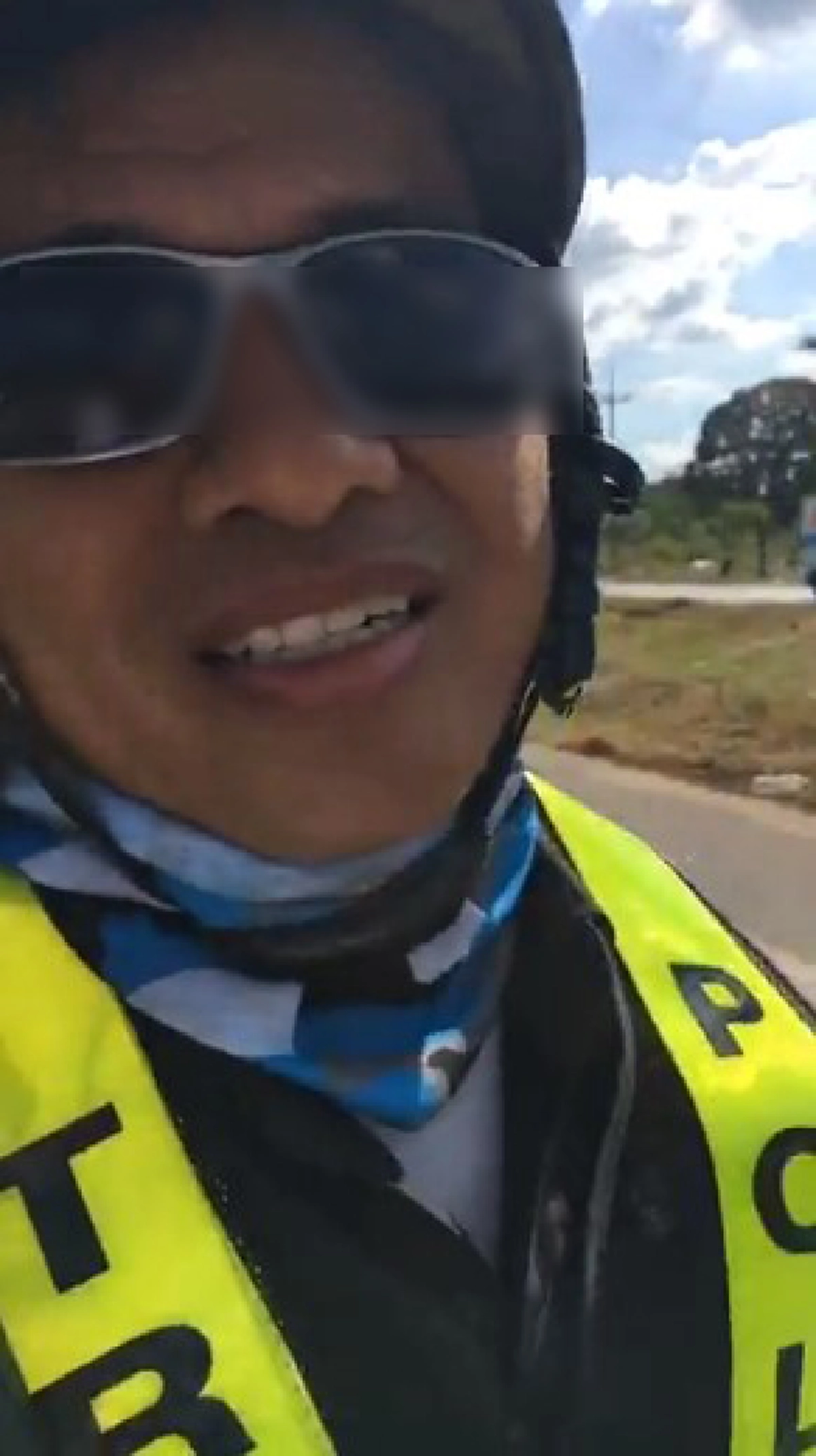 เจอของจริง!!! "เกรียงไกร"ปะทะเดือด ตำรวจตั้งด่านเคาะกระจกลั่น ลงมาถามเจอข้องอ้างฟังไม่ขึ้น งานนี้พูดดีขึ้นมาทีเดียว ตัดสินด้วยตาคุณเอง!!!