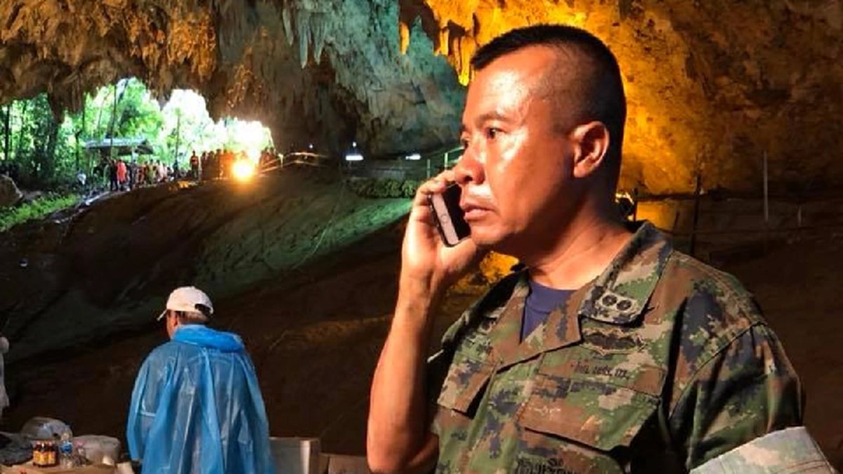 สดุดีจากหัวใจ ความลับ"จ่าแซม" ถึง พี่น้อย(ผบ.หน่วยซีล) ทำคนไทยน้ำตาไหลไม่รู้ตัว (รายละเอียด)