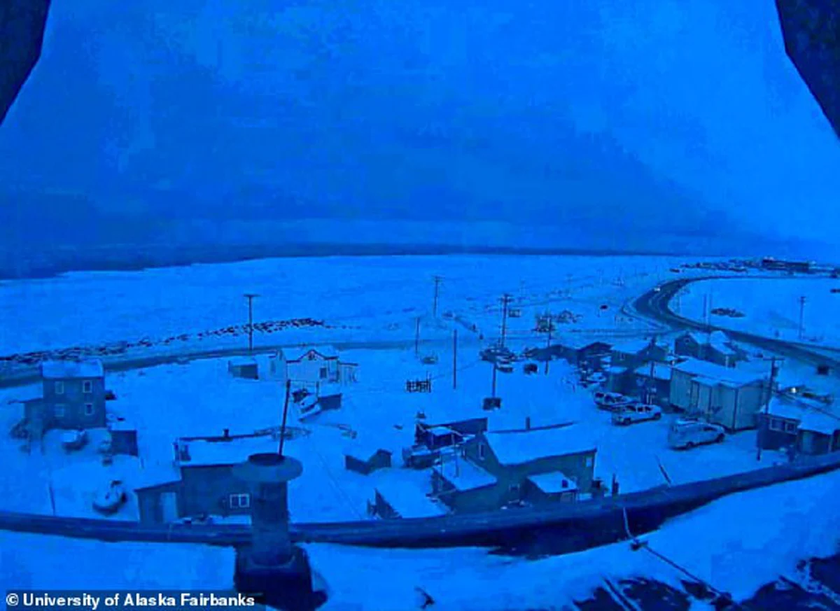 เมือง Utqiaġvik ในอะแลสกา ต้องเผชิญกับ "ค่ำคืนอันแสนยาวนาน" ไร้แสงอาทิตย์เป็นเวลา 65 วัน!