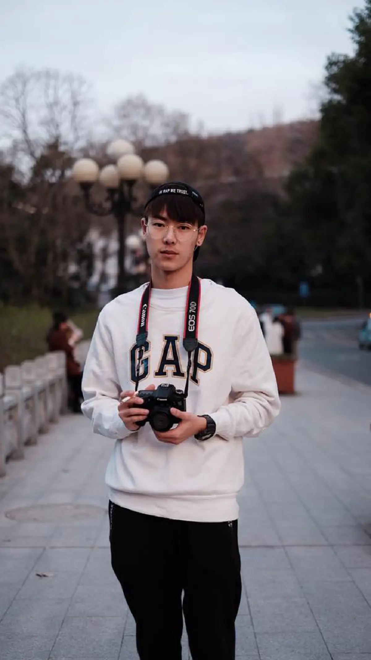 วาร์ปมา!!! โฉมหน้า ตำรวจท่องเที่ยวหล่อ 1 ในเจ้าหน้าที่ร่วมภารกิจ ช่วย 13 ชีวิต ติดถ้ำหลวง!! (ภาพ)