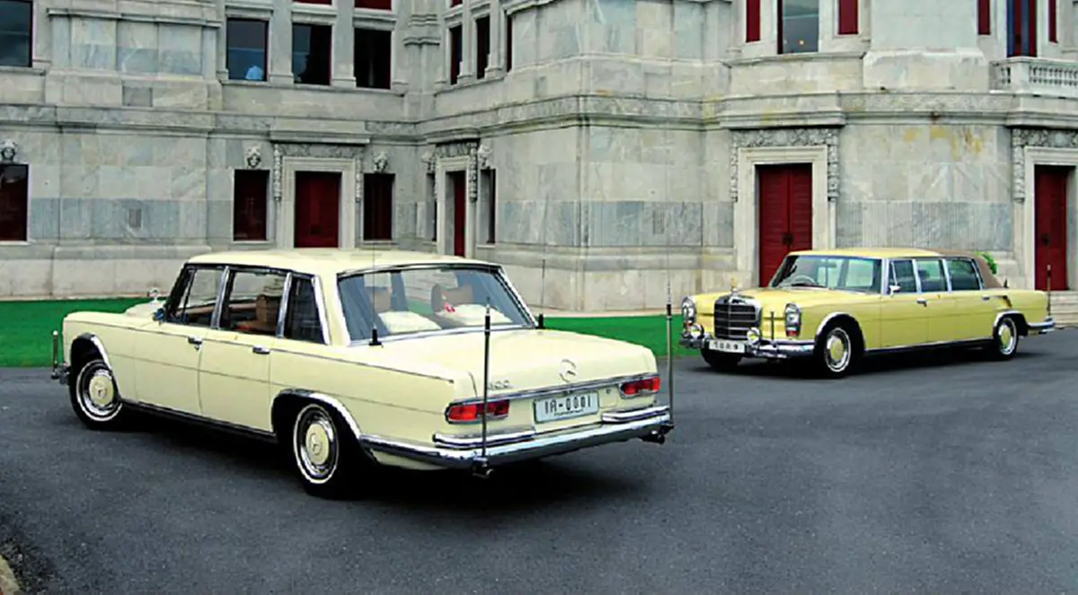 ทุกคันงามสง่ามาก!!! เปิดภาพรถยนต์พระที่นั่งของ "ในหลวง ร.๙ " ที่บางคันน้อยคนจะได้ยลโฉมพร้อมรายละเอียด