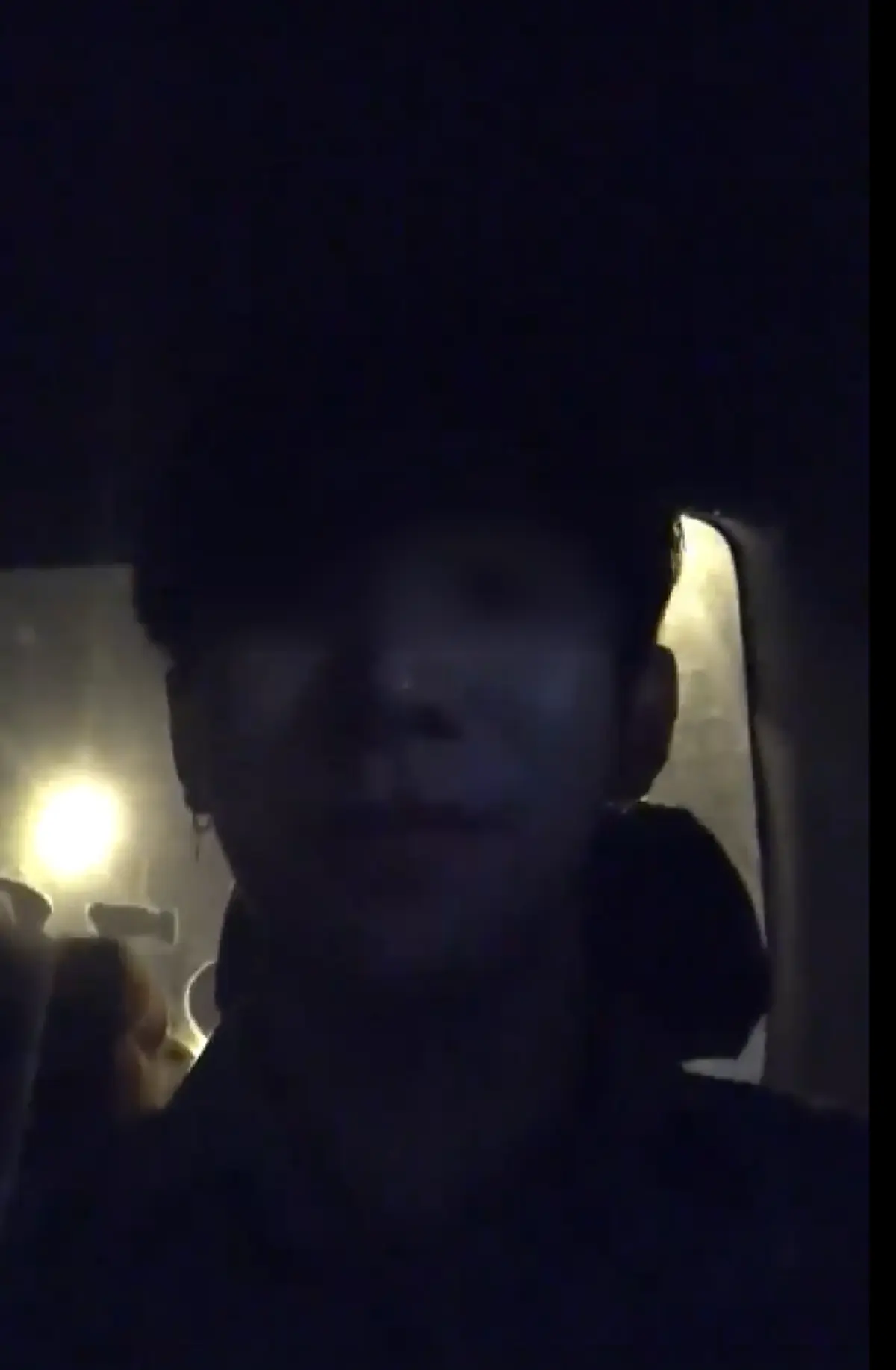 แชร์สนั่น!!! วลีใหม่ แท็กซี่เงี่..นแล้ว นั่งอยู่ดีๆมาขอลวนลาม ขอจับหน่อย "ขาวแบบนี้จะเลียถึงรังไข่เลย" โซเชียลแห่สวดยับ!!!(คลิป)