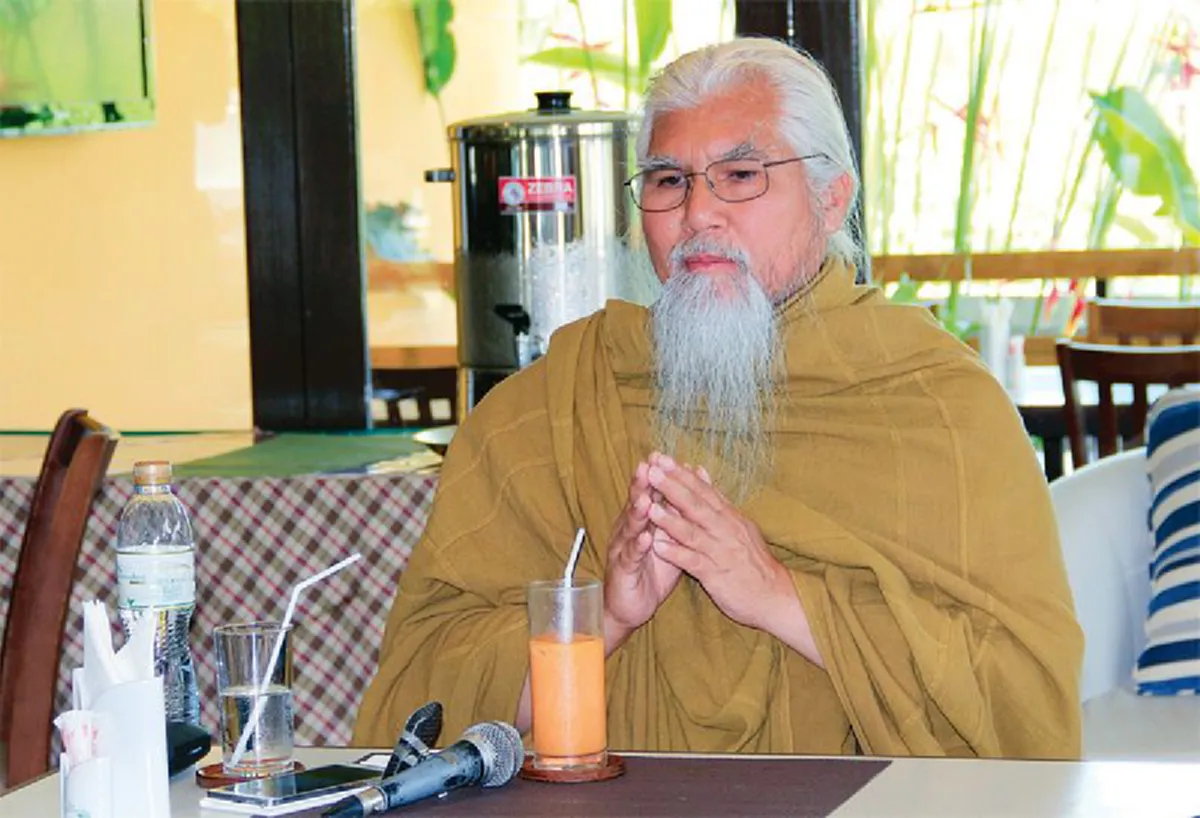 ครึ่งประเทศไม่เคยรู้!!! เปิด 10 ตำนาน "พระฉาว" ทำสะเทือนวงการผ้าเหลืองเมืองไทย ดังไกลไปทั่วโลก!!!