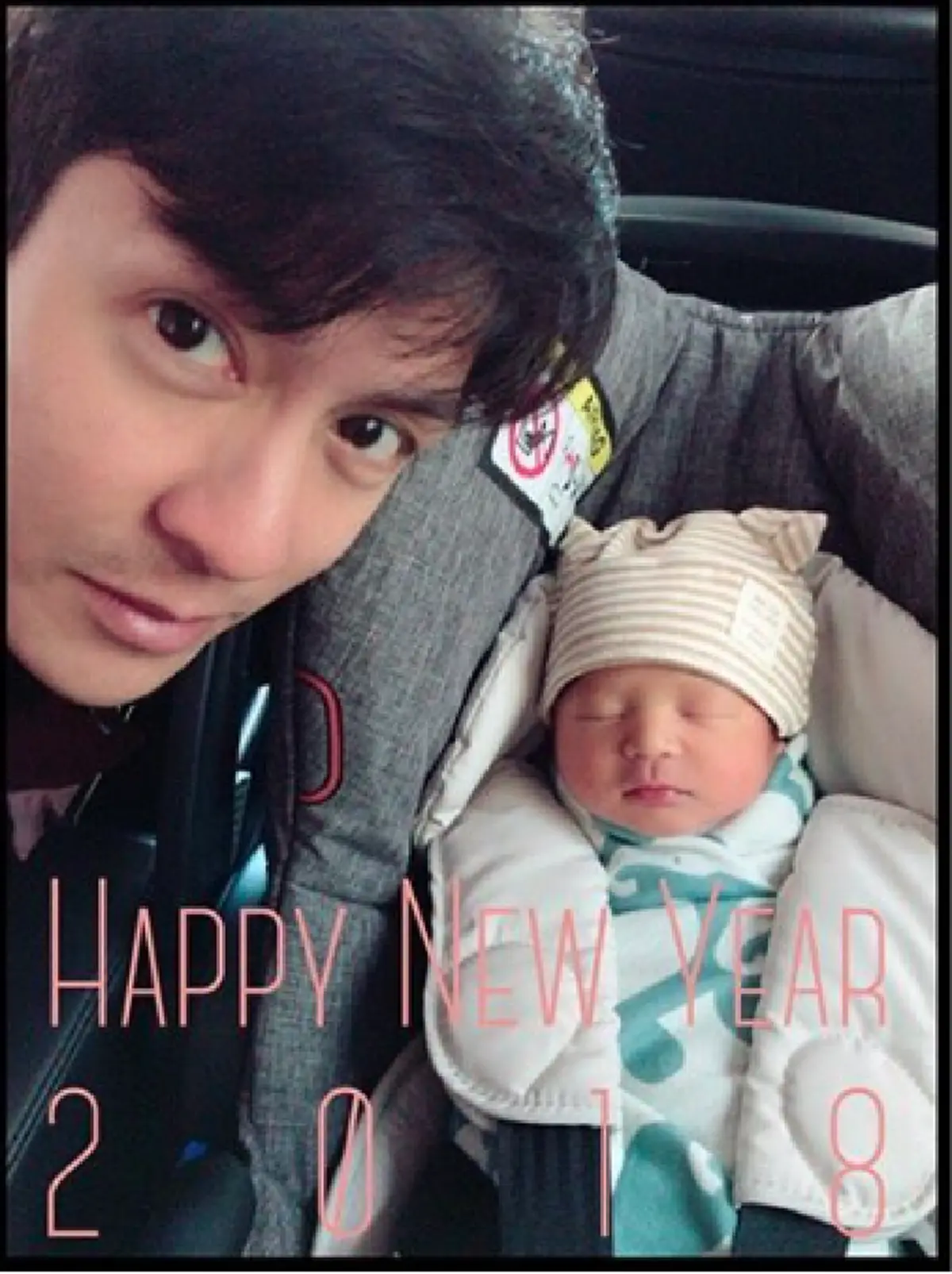 เปิดภาพ! "ติ๊ก เจษฎาภรณ์" ในวัยเด็ก! ไม่แปลกใจว่าทำไม โตมาถึงเป็น "พระเอกเบอร์1ของประเทศ"!! (ชมภาพ)