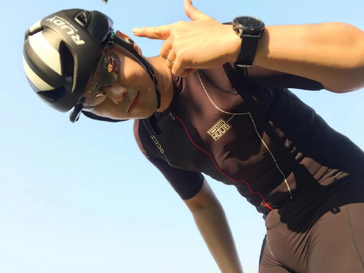 แม่เจ้าโว้ย!! "เจมส์ เรืองศักดิ์ โพสต์รูปขึ้นเครื่องบิน แต่ชาวเน็ตโฟกัสผิดจุด ตาลุกวาวกันเป้นแถบ กลายเป็นคู่แข่ง "โดม ปกรณ์ลัม" ไปซะแล้ว ??