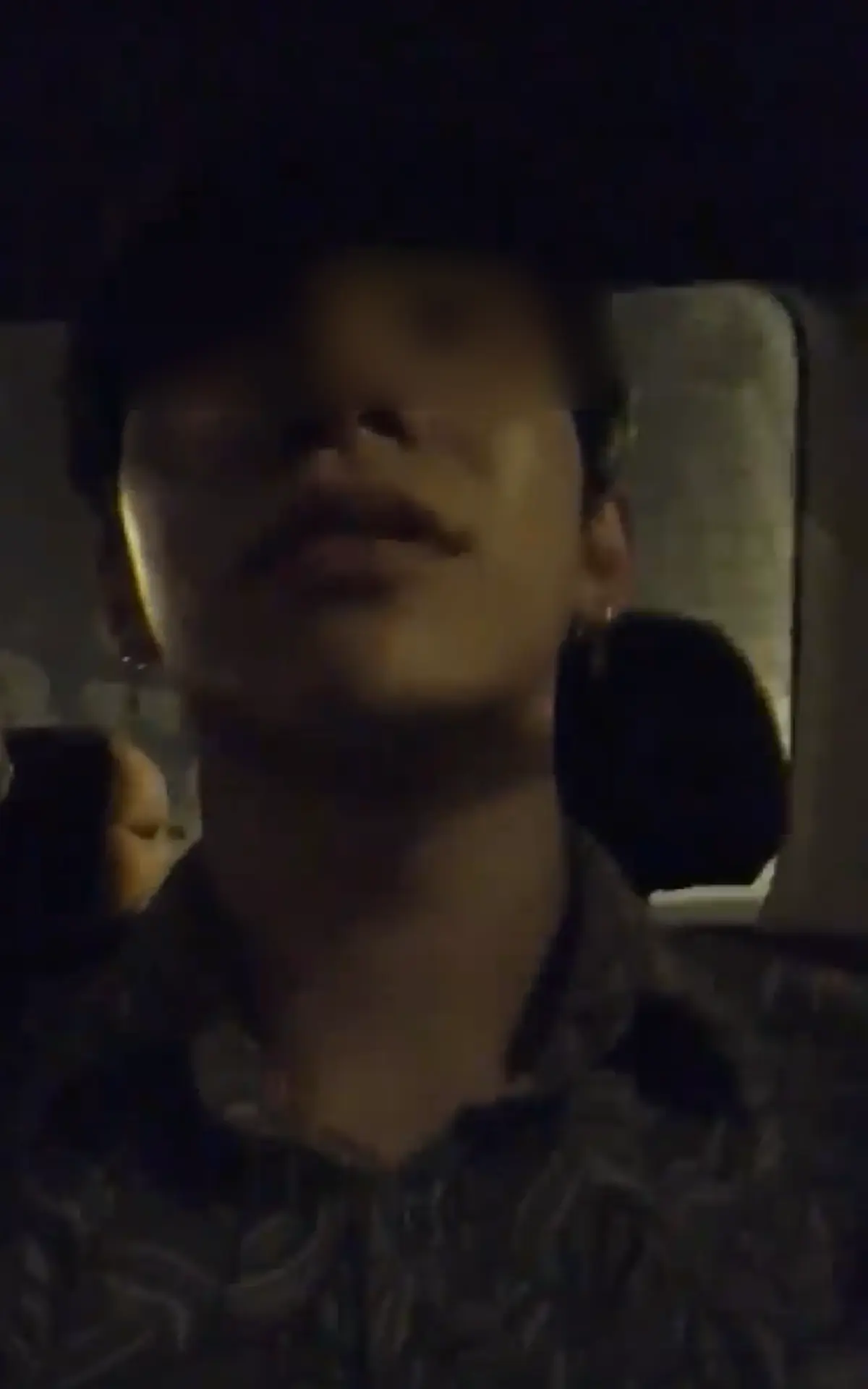 แชร์สนั่น!!! วลีใหม่ แท็กซี่เงี่..นแล้ว นั่งอยู่ดีๆมาขอลวนลาม ขอจับหน่อย "ขาวแบบนี้จะเลียถึงรังไข่เลย" โซเชียลแห่สวดยับ!!!(คลิป)