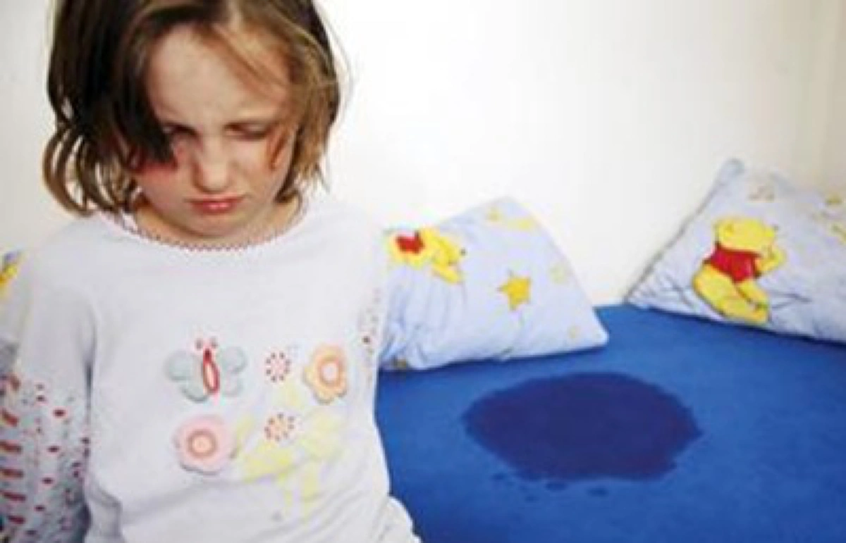 หาวิธีมาตั้งนาน!!! วิธีทำความสะอาดฉี่บนที่นอน อย่างเทพ ไร้กลิ่นติดแน่นอน แม่บ้านต้องอ่าน!!!(รายละเอียด)