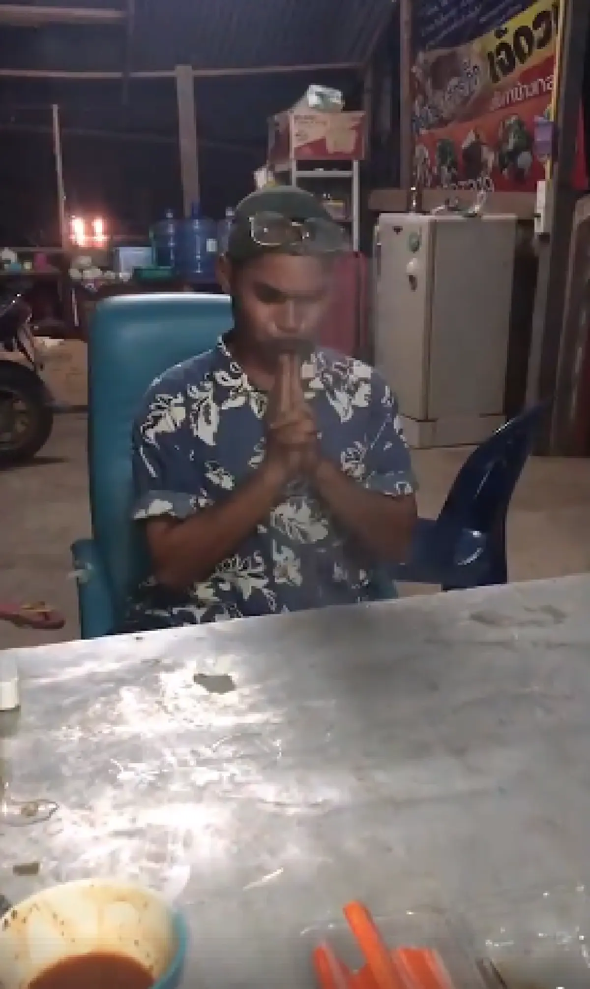 สวดคาถา