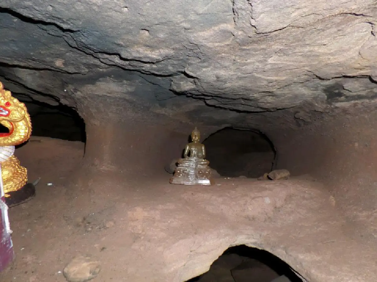 ค้นพบเส้นทางสุดลี้ลับ!! " ถ้ำเพียงดิน "  ที่เชื่อกันว่าเป็นประตูสู่เมืองบาดาลของพญานาค "แม่น้ำโขง" จังหวัดหนองคาย!