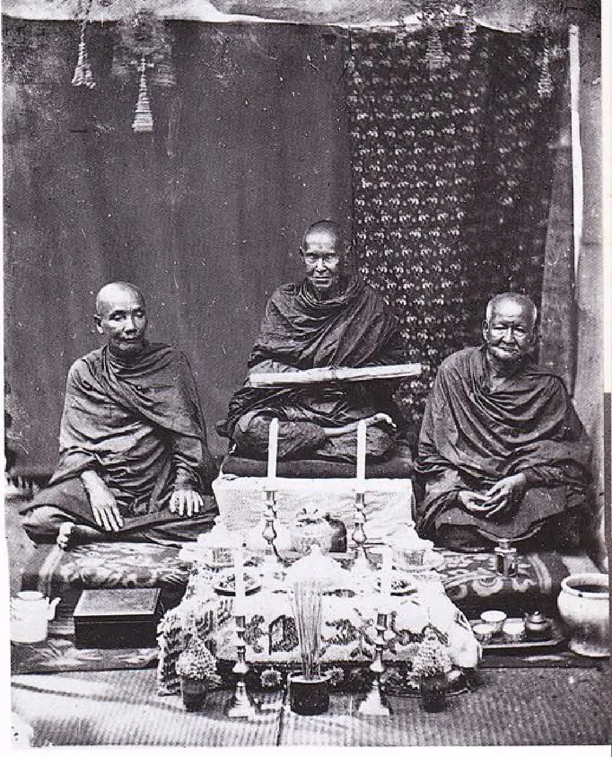 เพราะเหตุใด?! พระคาถาชินบัญชร (สมเด็จโต พรหมรังสี) จึงถือว่าเป็นสุดยอดพระคาถา ผู้ใดที่สวดพระคาถานี้จะเกิดความเป็นสิริมงคลแก่ตนเอง