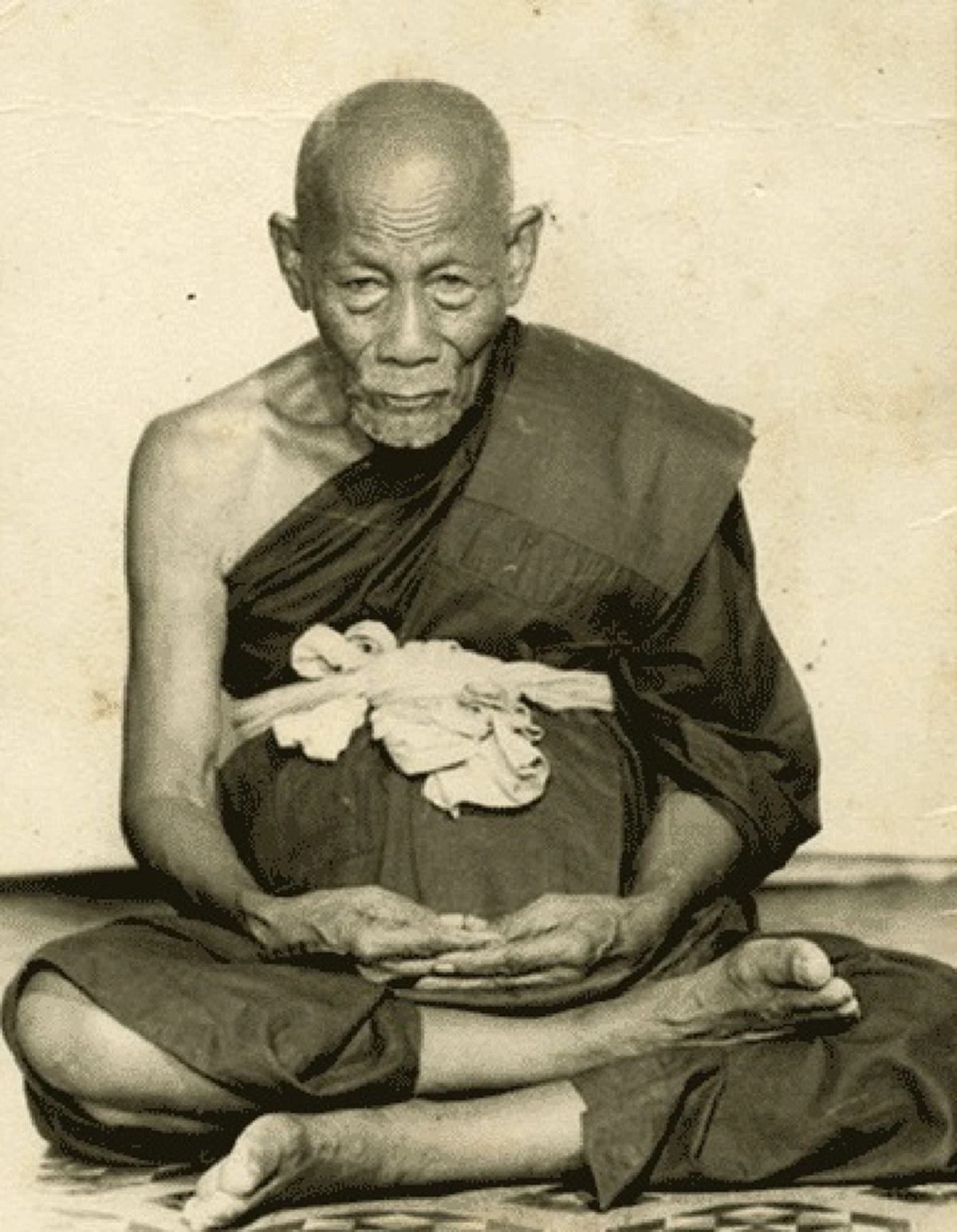 อำนาจแห่งอภิญญาบารมี!! "หลวงพ่อจง" ถอดจิตตาม "หลวงพ่อฤาษีลิงดำ" ได้เผชิญกับผีนางไม้ ในกุฏิร้างที่มีเสาตกน้ำมัน แม้แต่พระก็ไม่กล้าอยู่ !!