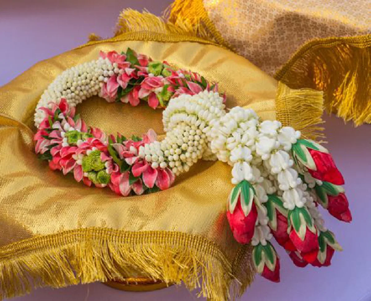 3 คาถาบูชาพ่อแม่ สวดทุกวัน แล้วชีวิตจะมีแต่โชคลาภ ความเจริญ (1แชร์ 1 ธรรมทาน)