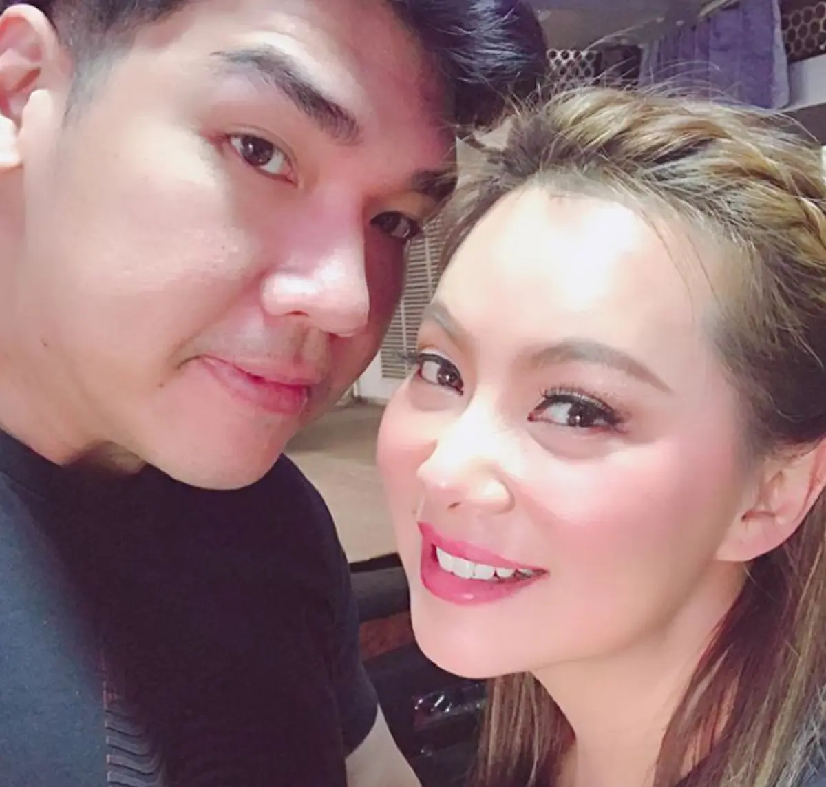 คนโสดตายเรียบ!!! เมื่อ "บุ๋ม ปนัดดา" อัดคลิปถามสามี...ว่าเมียสวยมั้ย?? แต่แฟนคลับดันโฟกัสผิดจุด งานนี้มันก็จะฟินๆ ปนสยิวหน่อยๆ!? (มีคลิป)