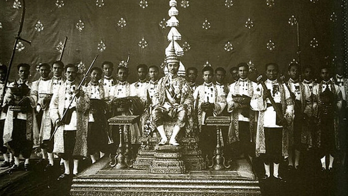 น้อมรำลึก  ๗๖ ปี วันสวรรคตของพระบาทสมเด็จพระปกเกล้าเจ้าอยู่หัว รัชกาลที่ ๗พระมหากษัตริย์ผู้อยู่ภายใต้รัฐธรรมนูญเป็นพระองค์แรก#มีคลิปประวัติ
