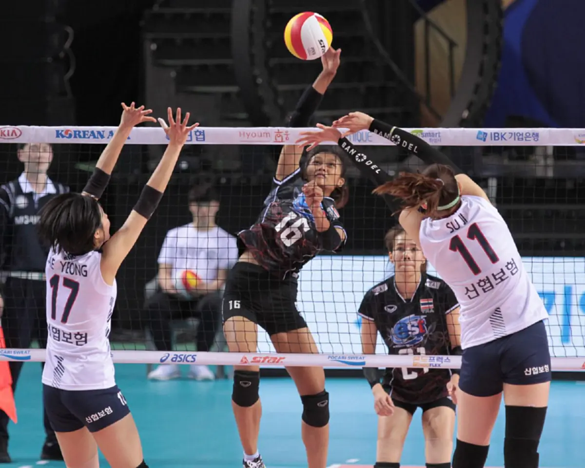 ร้อนเเรงสุดๆ!! "ตบสาวไทย" ฟอร์มสุดยอด ไล่ตบ"ออลสตาร์โสมขาว" ศึกซูเปอร์เเมตช์2018 (คลิปไฮไลต์)