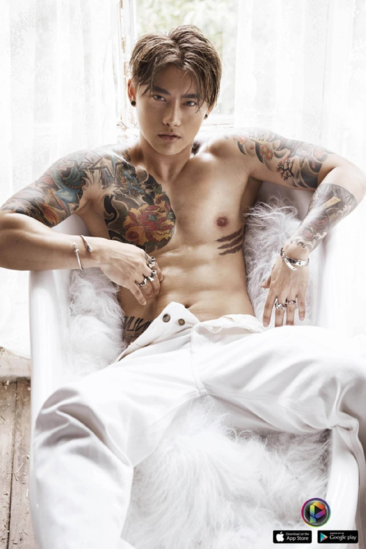 หนุ่มแท้แทบไร้ที่ยืน !!  พาส่อง !!  "ทอมไทย"  ที่ขึ้นชื่อว่าเหมือนผู้ชายที่สุด เหมือนจนไม่น่าเชื่อว่าพวกเขาเคยเป็นผู้หญิงมาก่อน