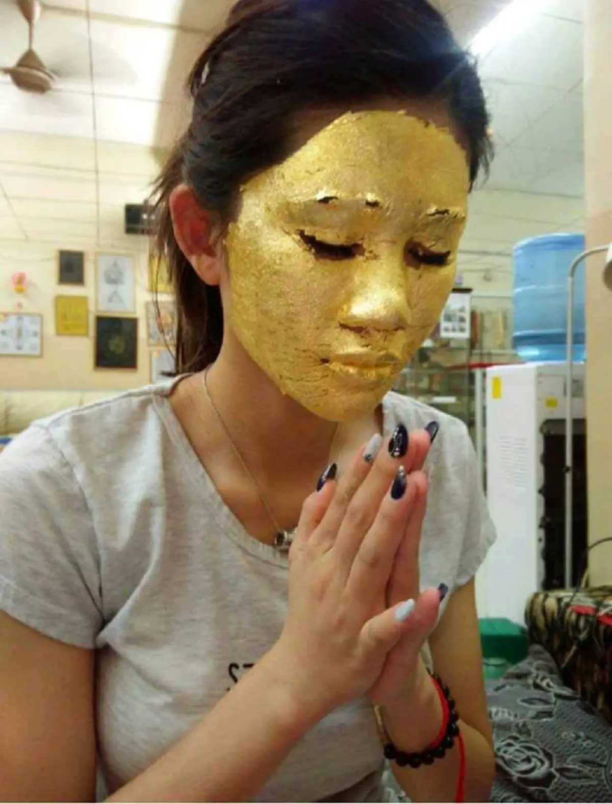 ตะลึงตาค้าง..คิดว่าหลุดมาจากนิยาย?? ทัวร์จีนคลั่งหนัก ลงทุนบินข้ามประเทศเข้าคอร์สเรียนหมอผี พร้อมเผยสิ่งมงคลสุดลับ "จิ้งจอก 9 หาง” (ชมภาพ)