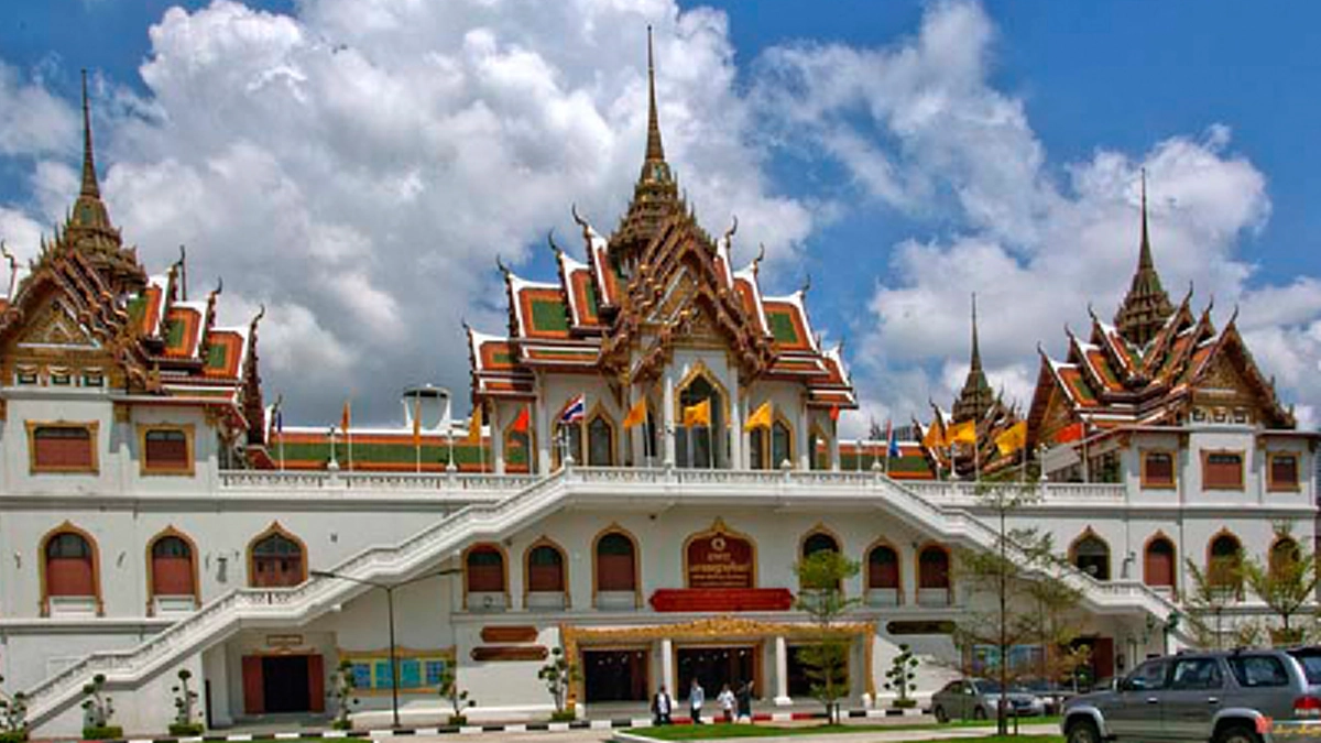 "ภายหน้า รูปลักษณ์เรือสำเภาจะเปลี่ยนไป คนรุ่นหลังจะจำสำเภาจีนไม่ได้" พระนั่งเกล้าเจ้าอยู่หัวจึงโปรดให้สร้างเจดีย์สำเภาไว้ในวัดยานนาวา!!!