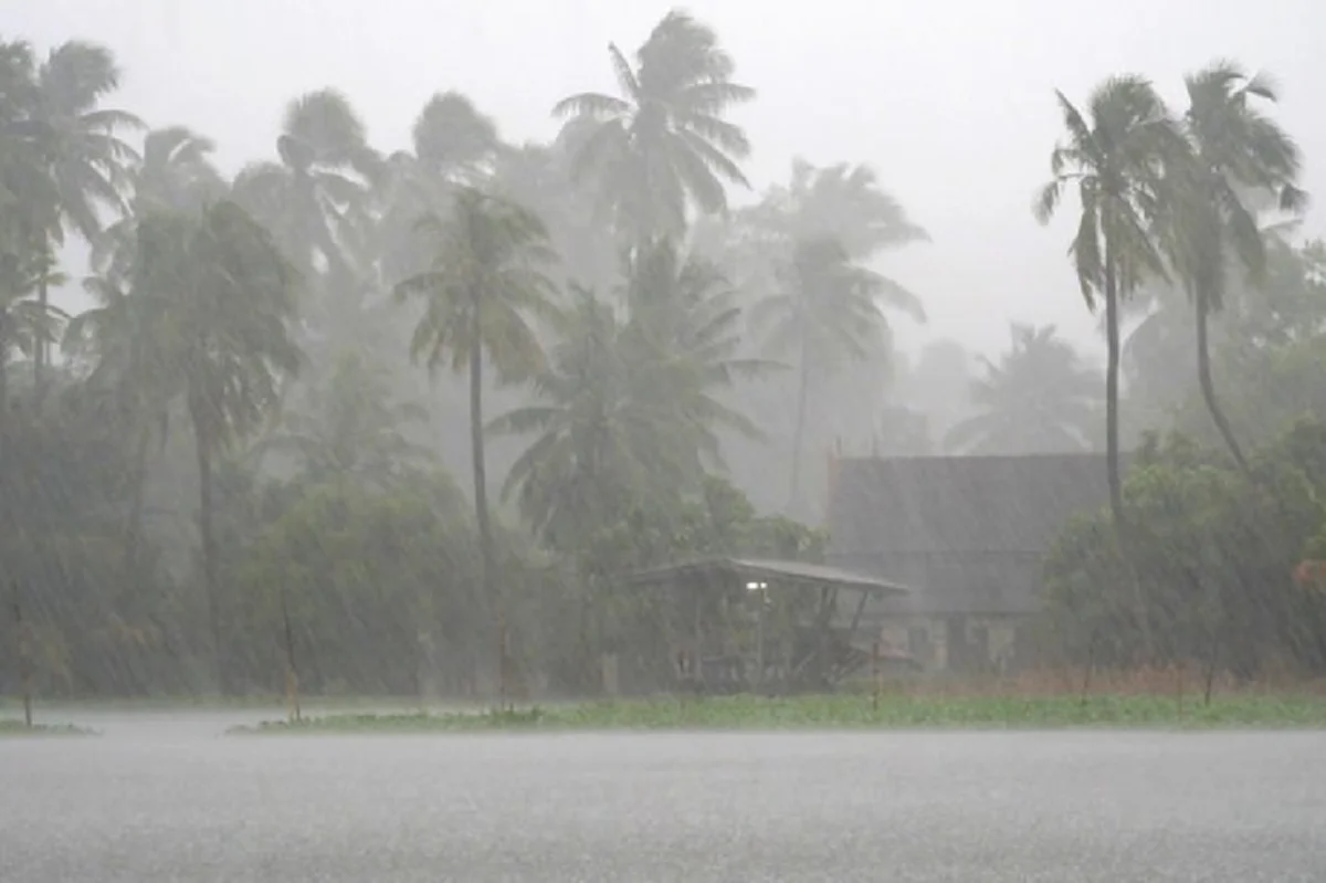ถล่มหนักทั่วไทย อุตุฯ เตือน ประชาชน รับมือฝนตกหนัก น้ำท่วมฉับพลัน
