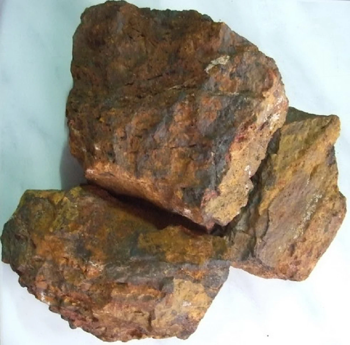 ตำนานลึกลับ.."เหล็กน้ำพี้" ของทนสิทธิ์ มีความศักดิ์สิทธิ์ในตัวเอง..ล้างอาถรรพ์ จนกลายมาเป็นตำนาน ดาบเหล็กน้ำพี้ ดาบคู่บ้านคู่เมือง.