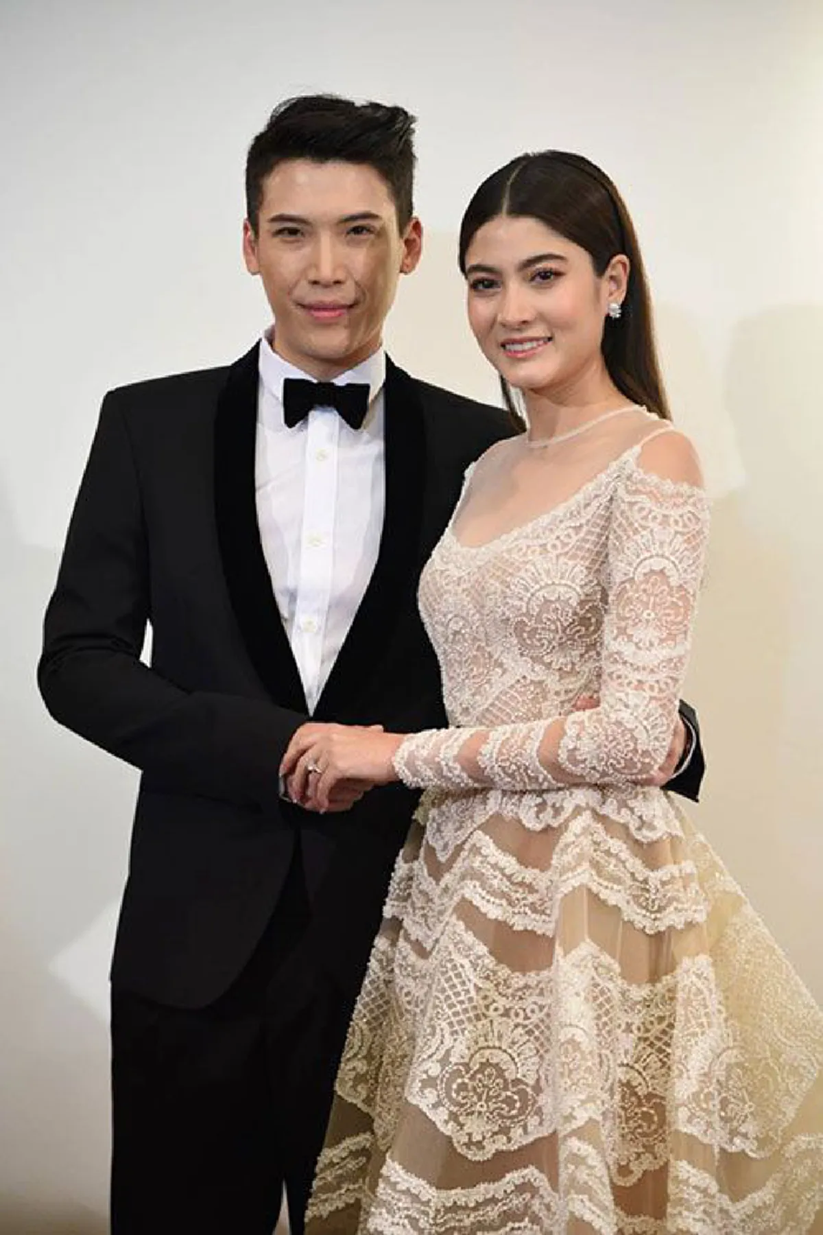 ช็อตนี้...ลุ้นเว่อร์!!! นาที "มาร์กี้" โยนช่อดอกไม้ งานนี้ใครได้เป็นว่าที่เจ้าสาวคนต่อไป ทำคนแห่กรี๊ดสนั่นลุ้นกันทั้งงาน!!! (มีคลิป)