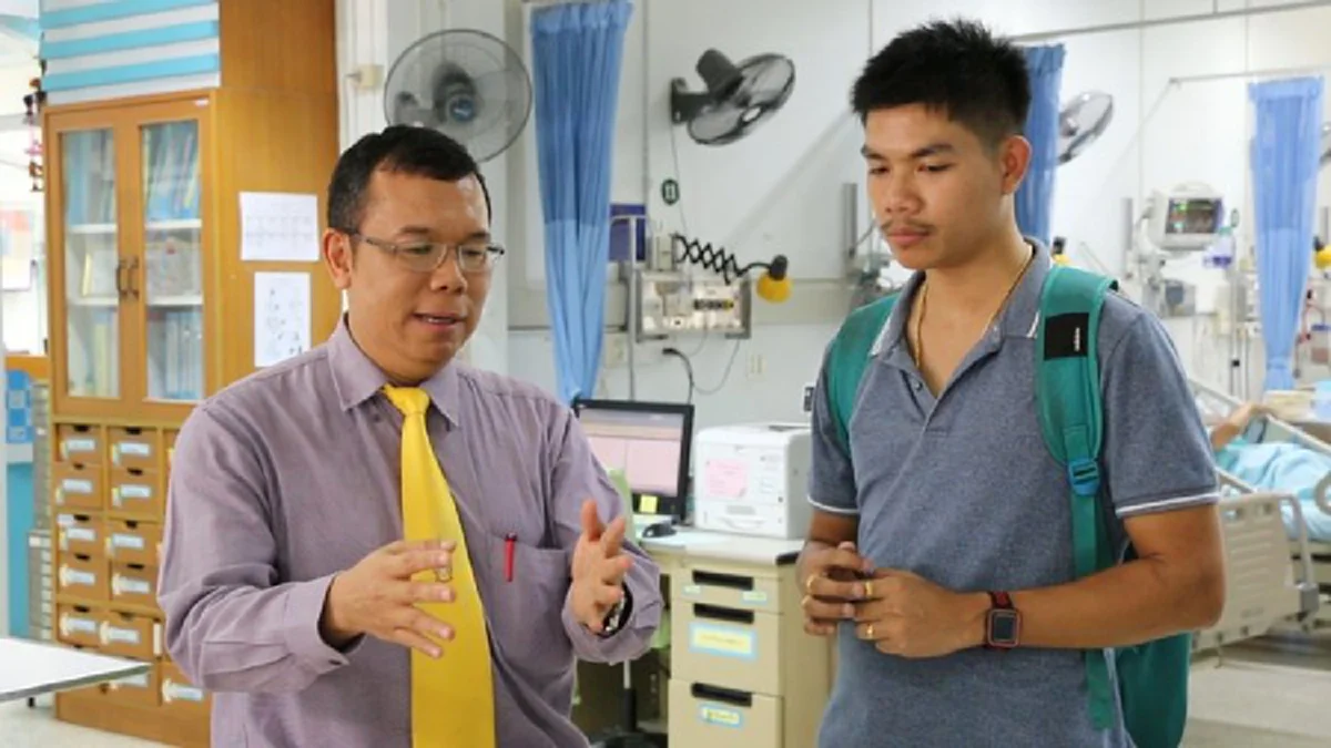 แหวกเลย แพทย์ขอนแก่นทำแร็พ "ประเทศกูมี" ลงลึกป่วยอัมพาต ฟังเข้าใจง่าย วิธีช่วยคนที่คุณรัก ทำงัยปลอดภัยสูงสุด