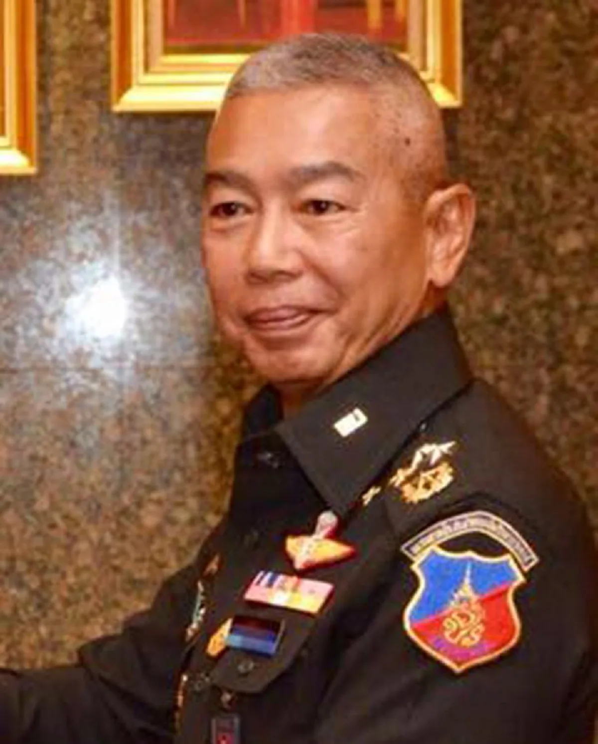 ย้อนวาทะ“บิ๊กแดง”ตอก หน้าจักรภพ “อย่ามายุ่งกับในหลวงของผม” ทหารรักษาพระองค์ของจริง!