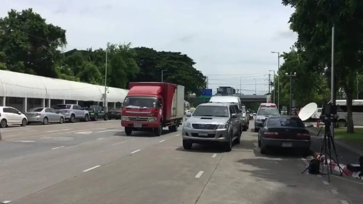เตรียมความพร้อม!! "ตัดสินจำนำข้าว" ศาลฎีกาฯ นักการเมือง นำแผงเหล็กกันพื้นที่ พร้อมรับมือมวลชน "ยิ่งลักษณ์" พรุ่งนี้รู้แน่คำตัดสิน!!