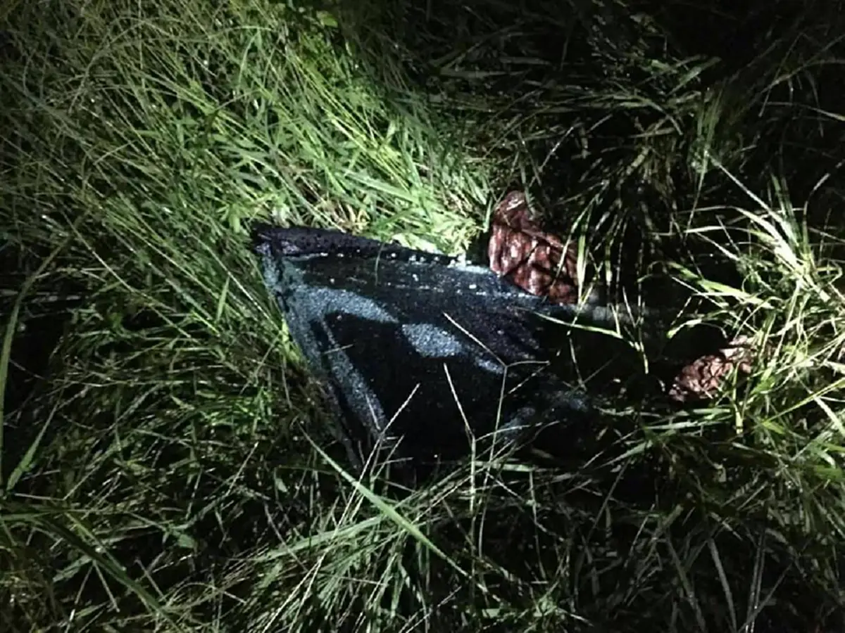 จิตใจทำด้วยอะไร? เลว! มือดีสุดโฉด ทุบกระจกรถกู้ชีพช่วย "เด็ก13ชีวิต" เพื่อปล้นทรัพย์สิน เวลาแบบนี้ยังทำได้ลงคอ!!? (ชมภาพ)