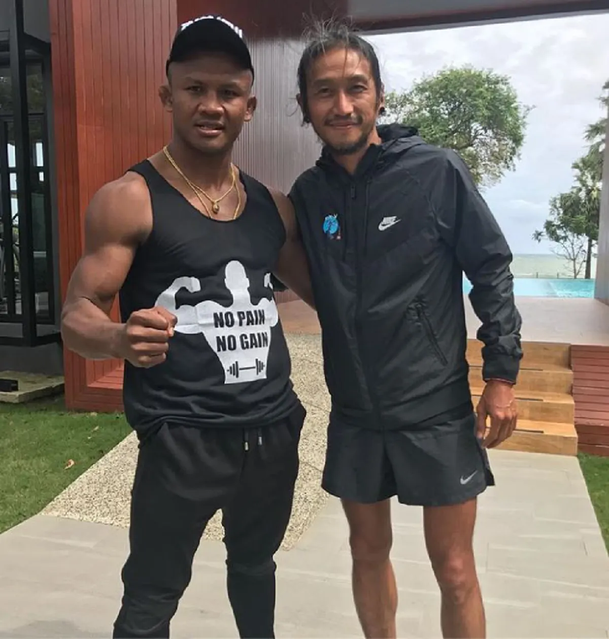 ทำไมพี่ตูนต้องวิ่ง !?! "สาวเบตง"เข้าใจอย่างลึกซึ้งแล้ว เล่านาทีฉุกเฉินผู้ป่วยวิกฤติล้นรพ. ปวดไปทั้งใจนาทีเห็นญาติๆผู้สูญเสียต้องหลั่งน้ำตา!