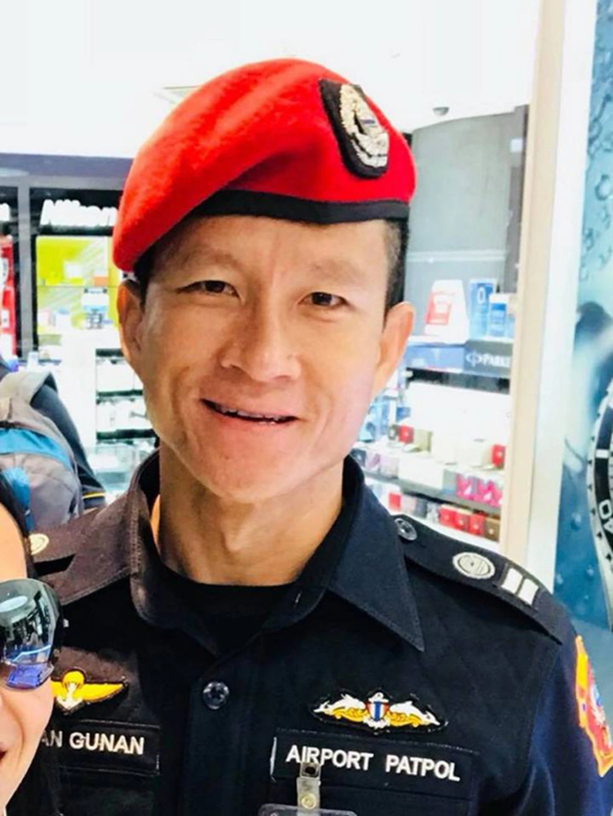 พระมหากรุณาธิคุณสูงสุด..ราชกิจจาฯแพร่ประกาศสำคัญ โปรดเกล้าฯพระราชทานยศ"จ.อ.สมาน กุนัน" เป็น"นาวาตรี" พร้อมเครื่องราชย์ เป็นกรณีพิเศษ