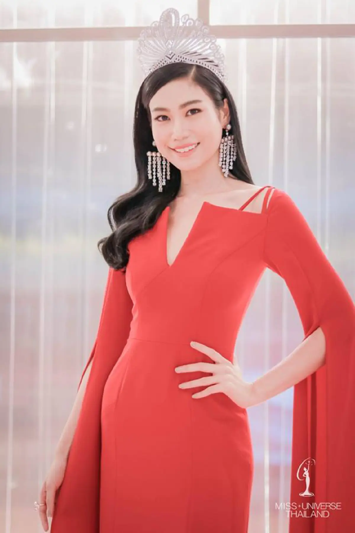 ส่องภาพปัจจุบัน! "นิ้ง โศภิดา" มิสยูนิเวิร์ส 2018 หลังเจอดราม่าไม่เหมาะกับตำแหน่ง มาวันนี้สวยปังมาก! (ชมภาพ)
