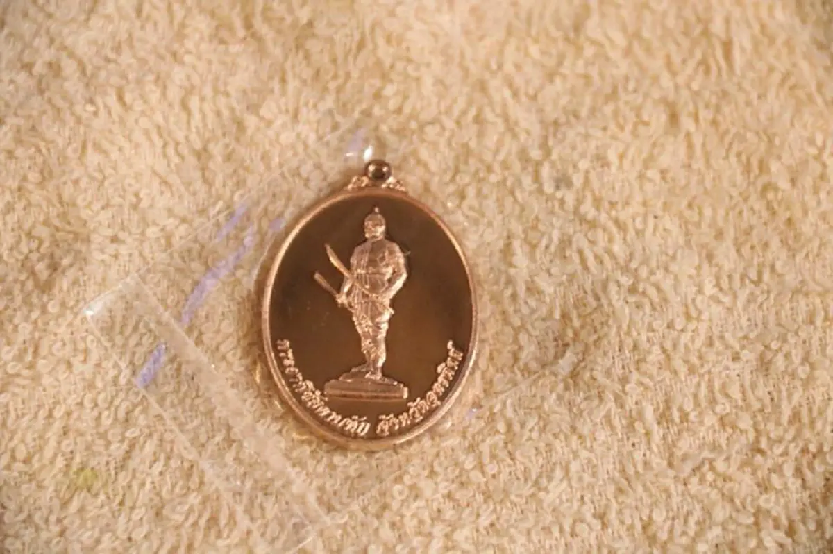 ปล่อยให้ผ่านไปเฉยๆ ไม่ได้!! ชาวอุตรดิตถ์ ต้อนรับทีมงานท่อสูบน้ำพญานาค แม้แค่เป็นทางผ่านจัดเลี้ยงอิ่มท้อง พร้อมให้ของขึ้นชื่อติดไม้ติดมือ