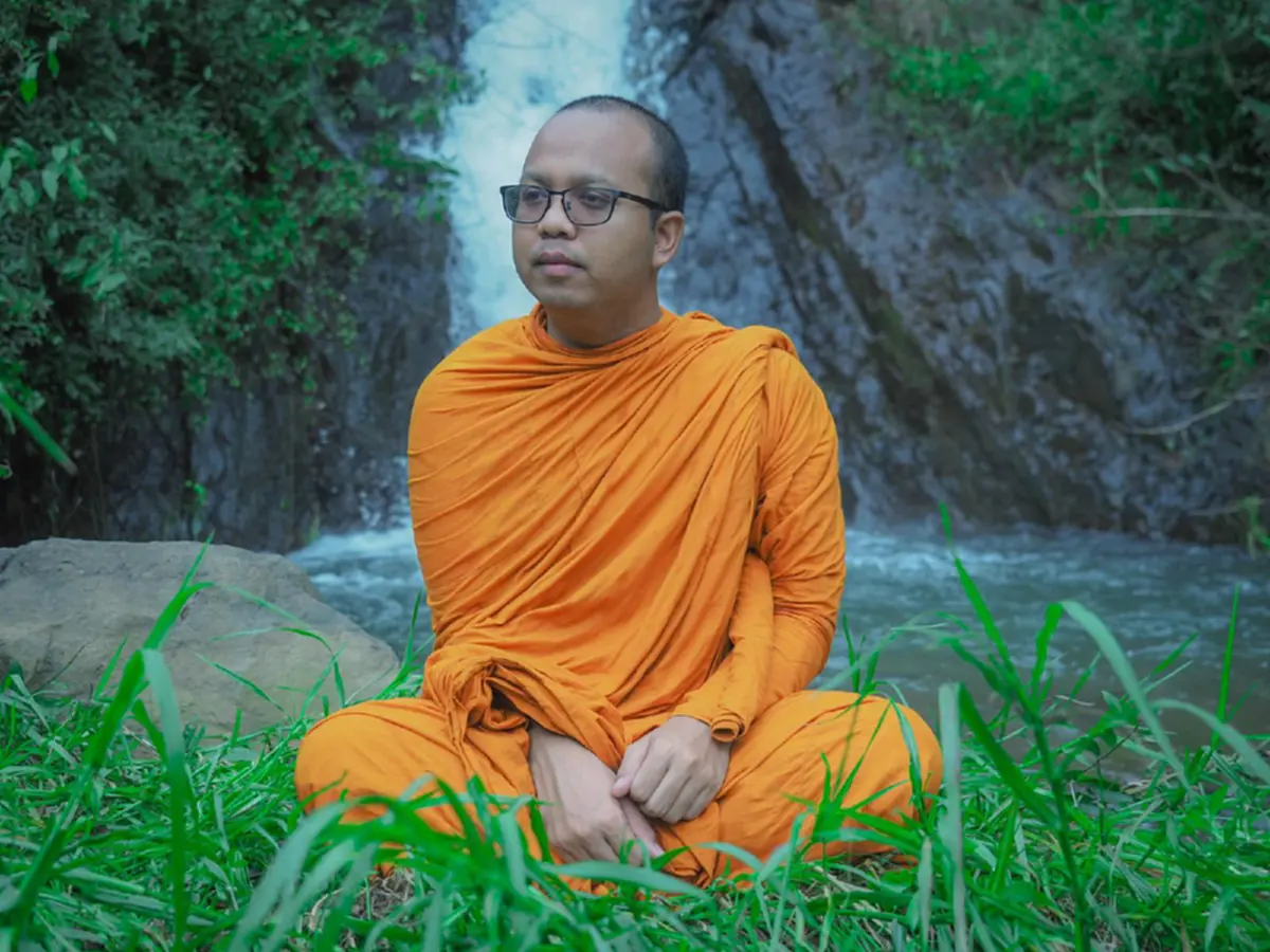 อย่ามโน!! "พระมหาไพรวัลย์" เตือนสติผู้เสพข่าว "13 ชีวิตติดถ้ำหลวง" อย่าหลงเชื่อเรื่องลี้ลับงมงายให้มาก ถ้าจะมีใครสักคนเป็นฮีโร่ คือจนท.